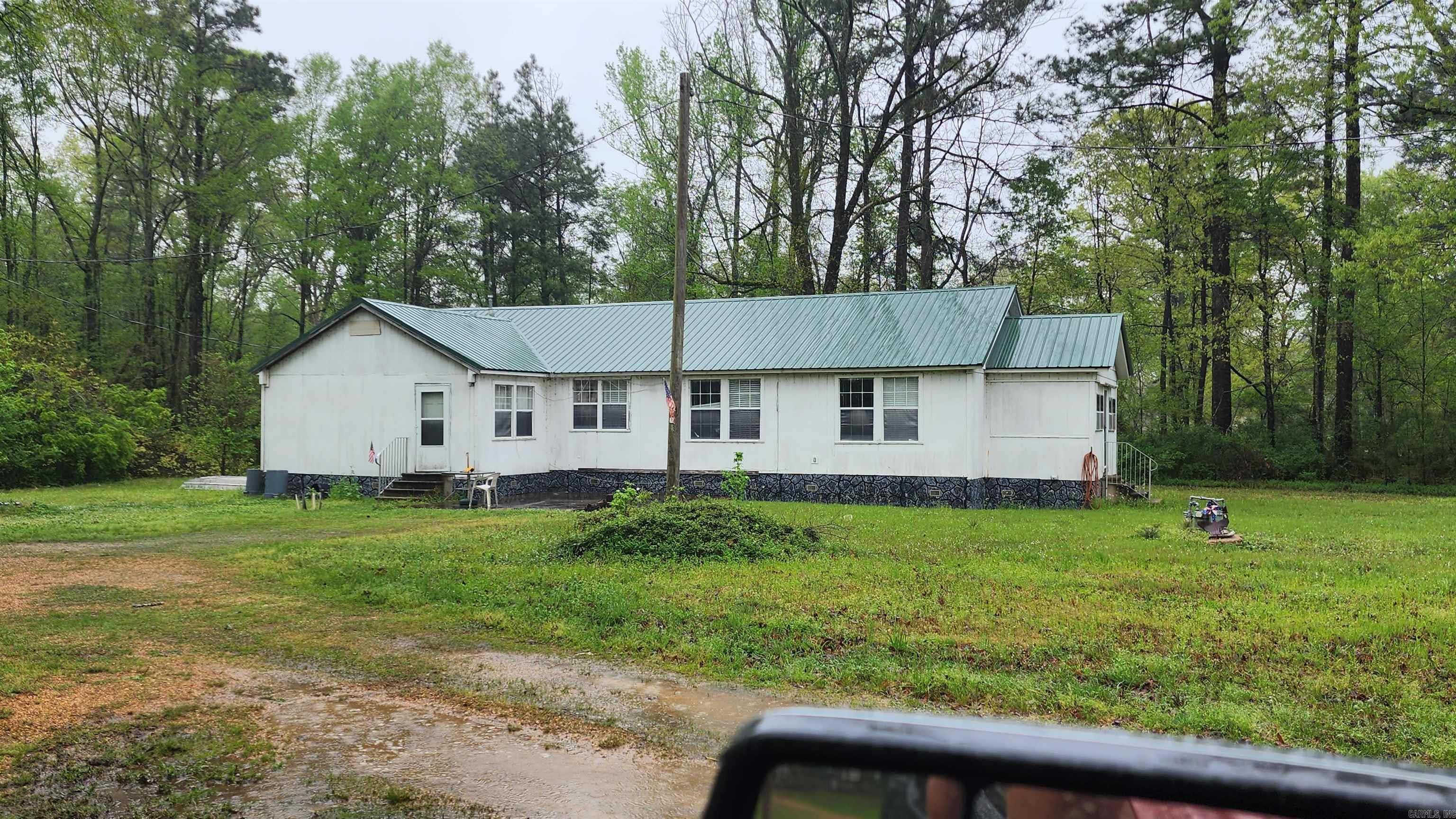 300  Mo  Star City, AR