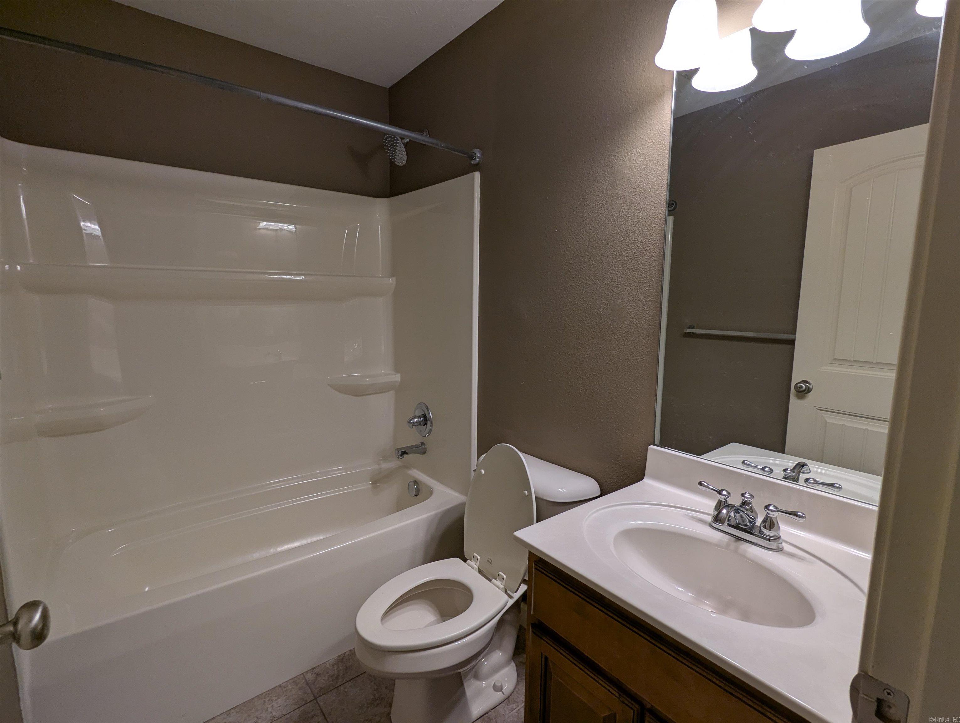 2325  Linda  Conway, AR