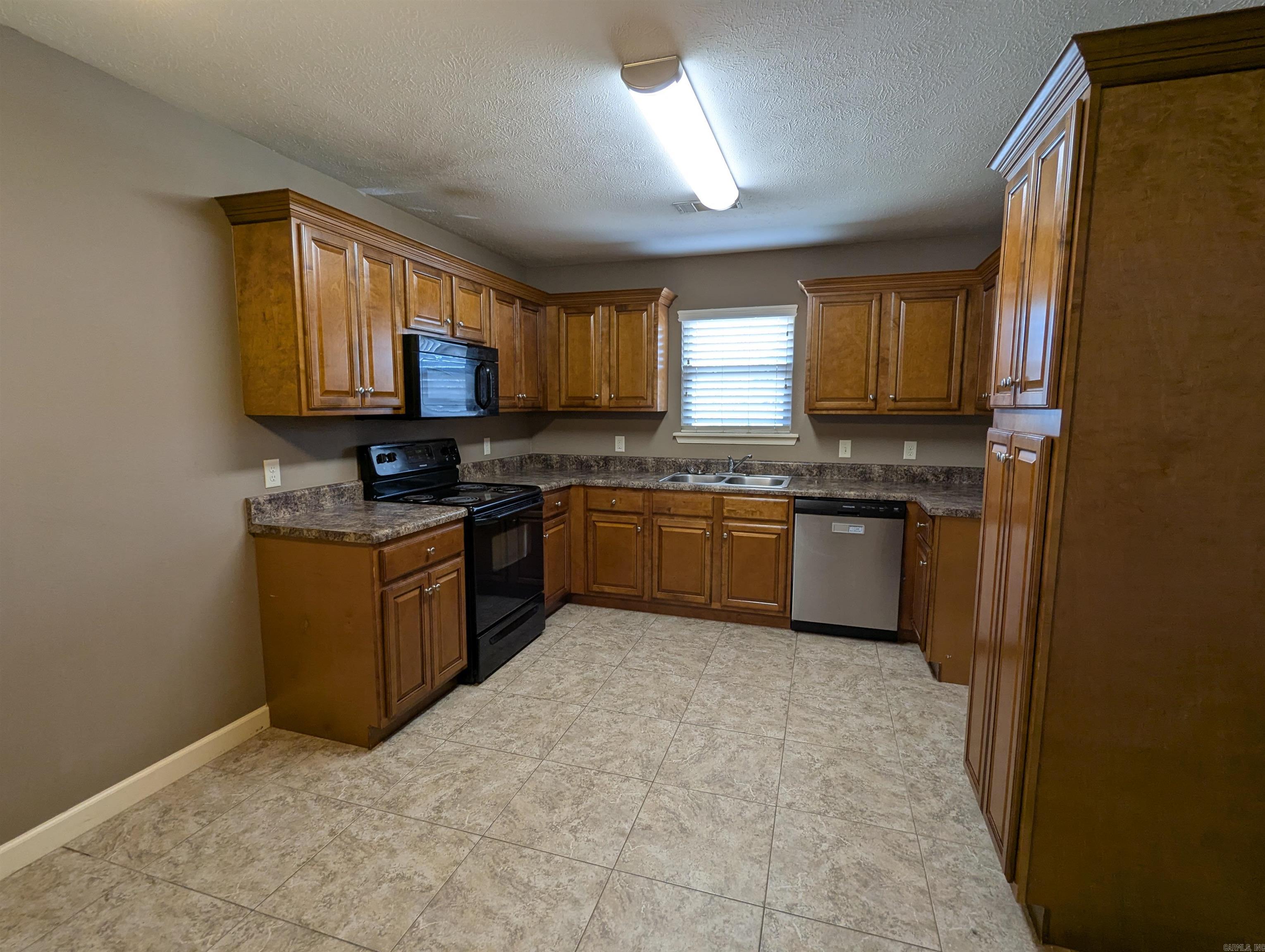 2325  Linda  Conway, AR