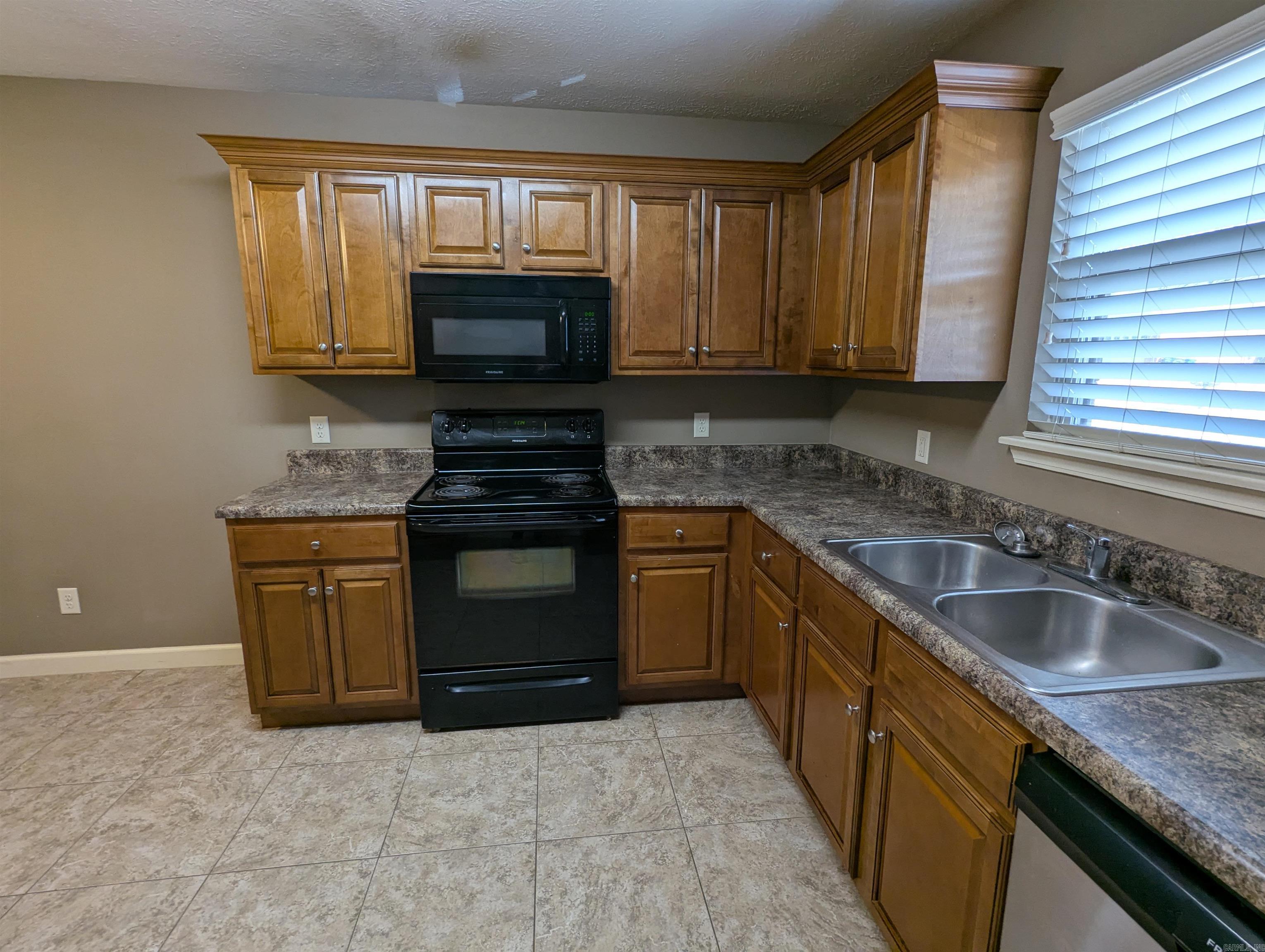 2325  Linda  Conway, AR