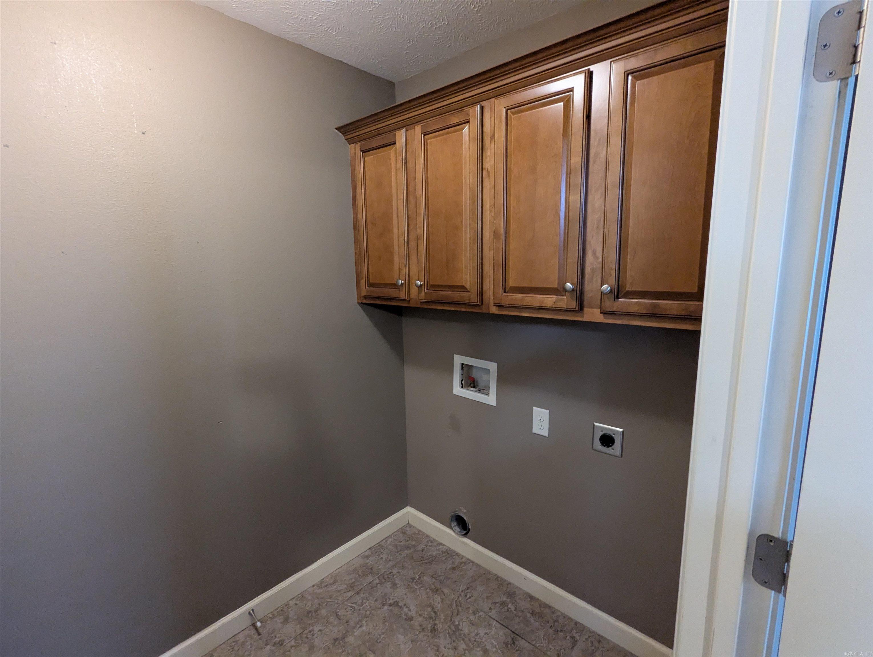 2325  Linda  Conway, AR