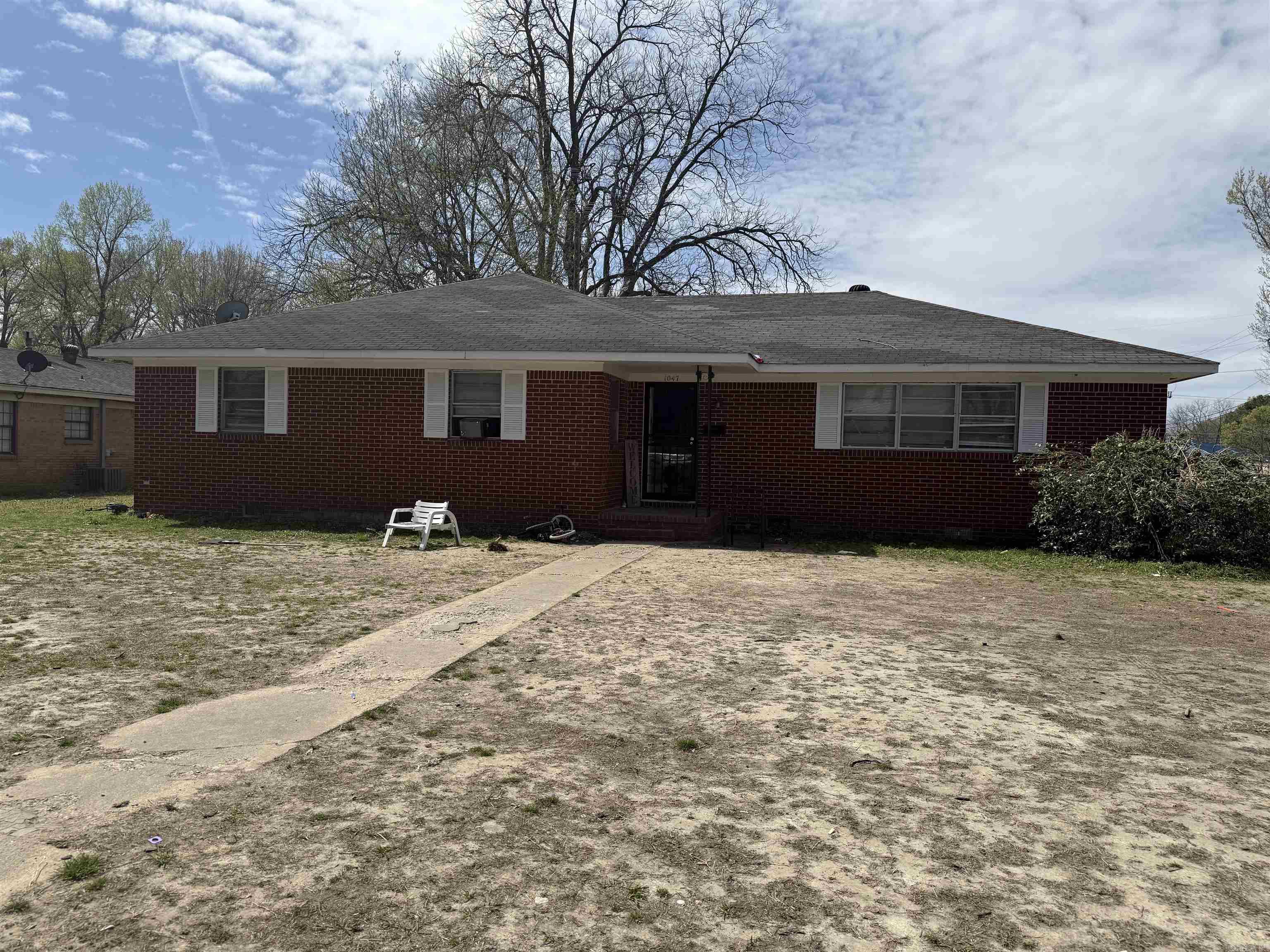 1047 N Rosser  Forrest City, AR