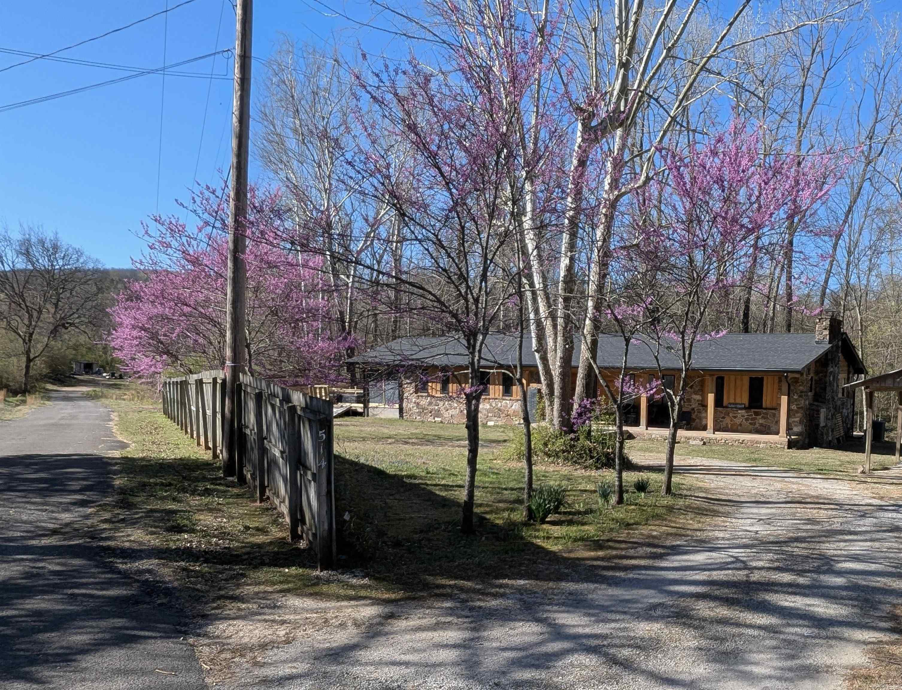 514  Park  Mountain View, AR