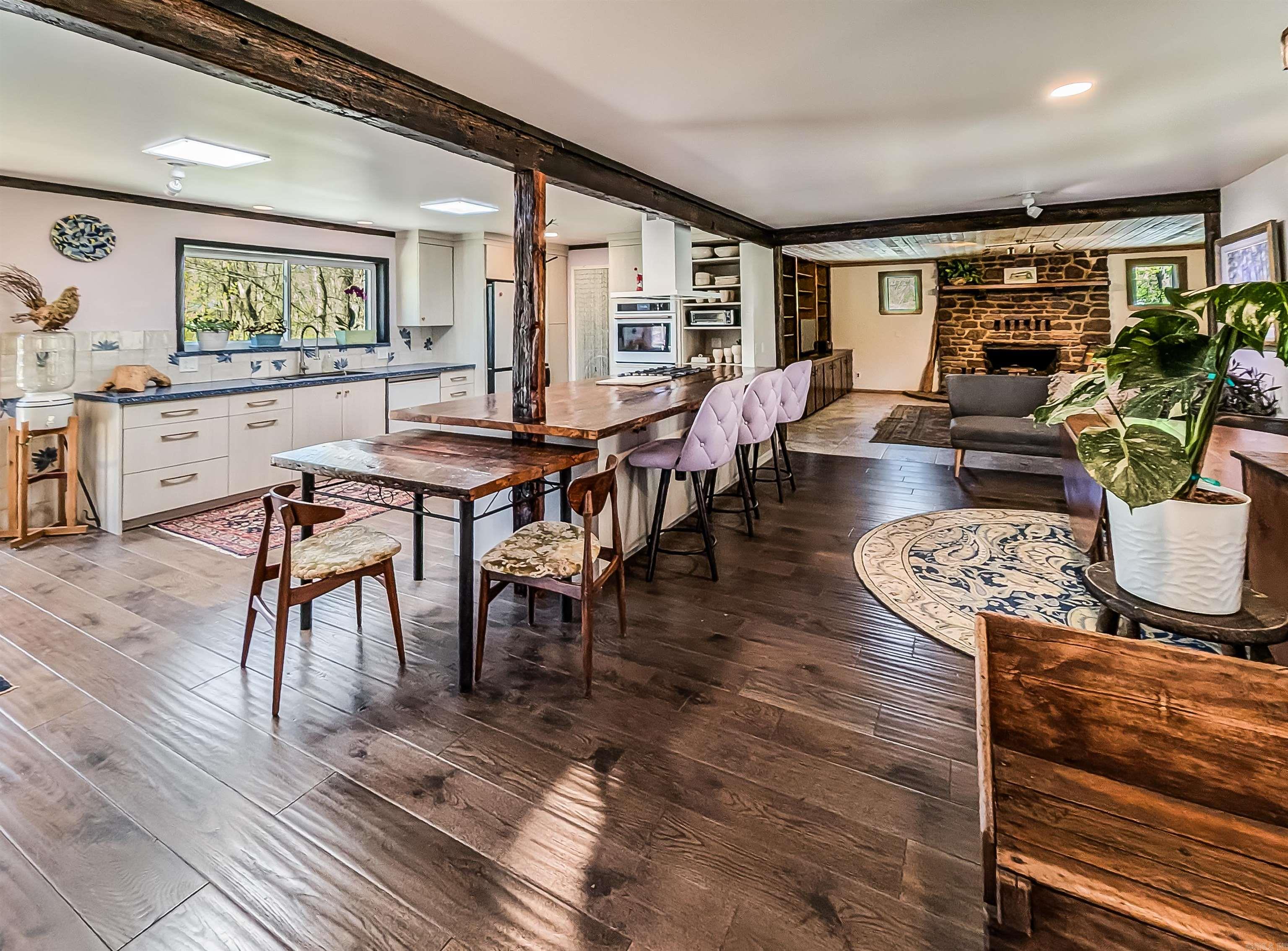 514  Park  Mountain View, AR