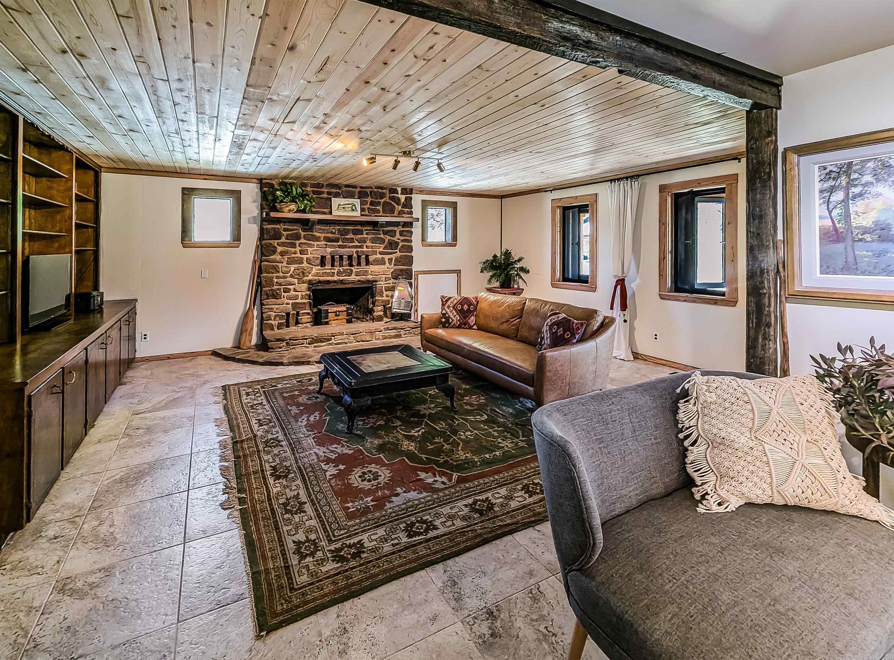 514  Park  Mountain View, AR