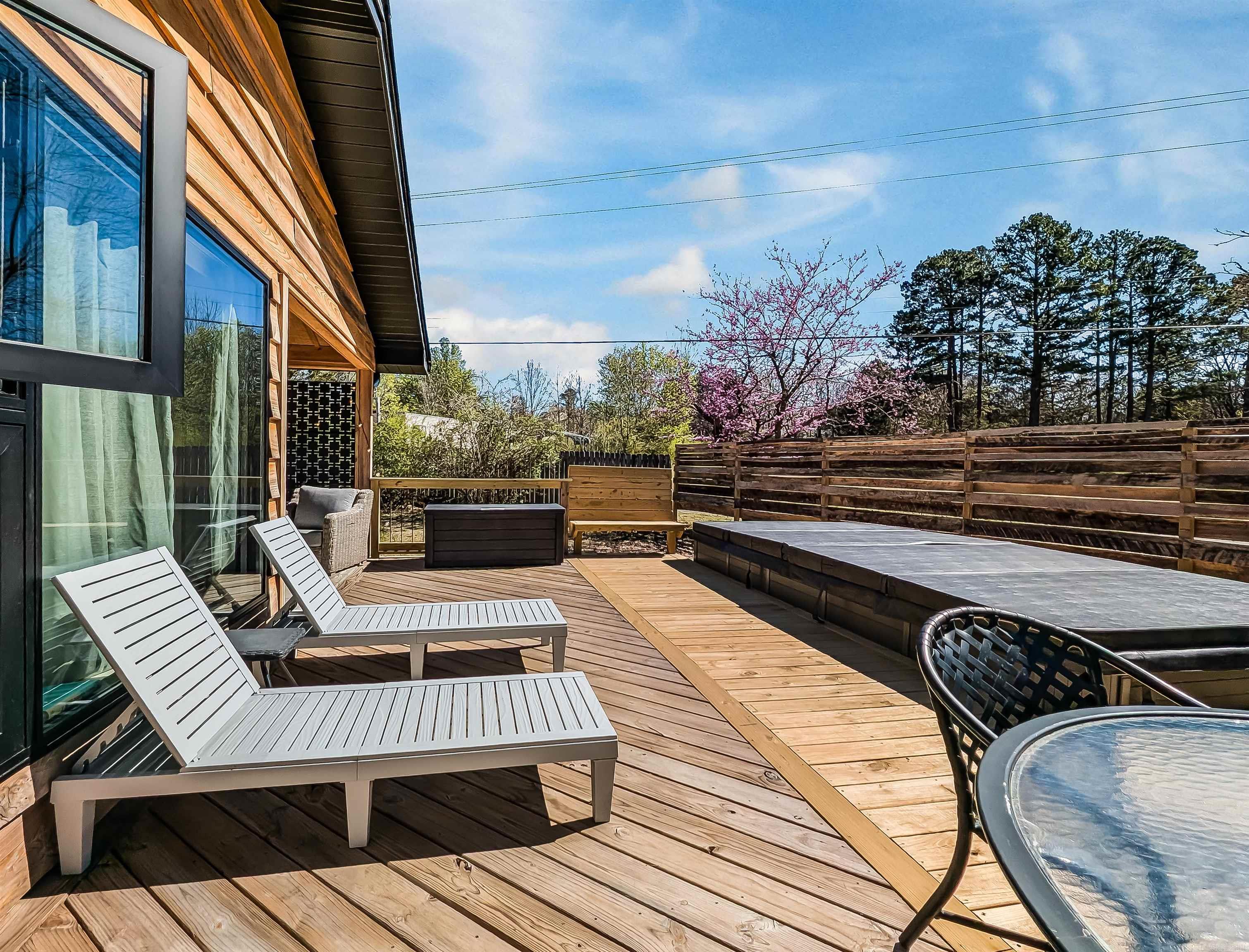 514  Park  Mountain View, AR