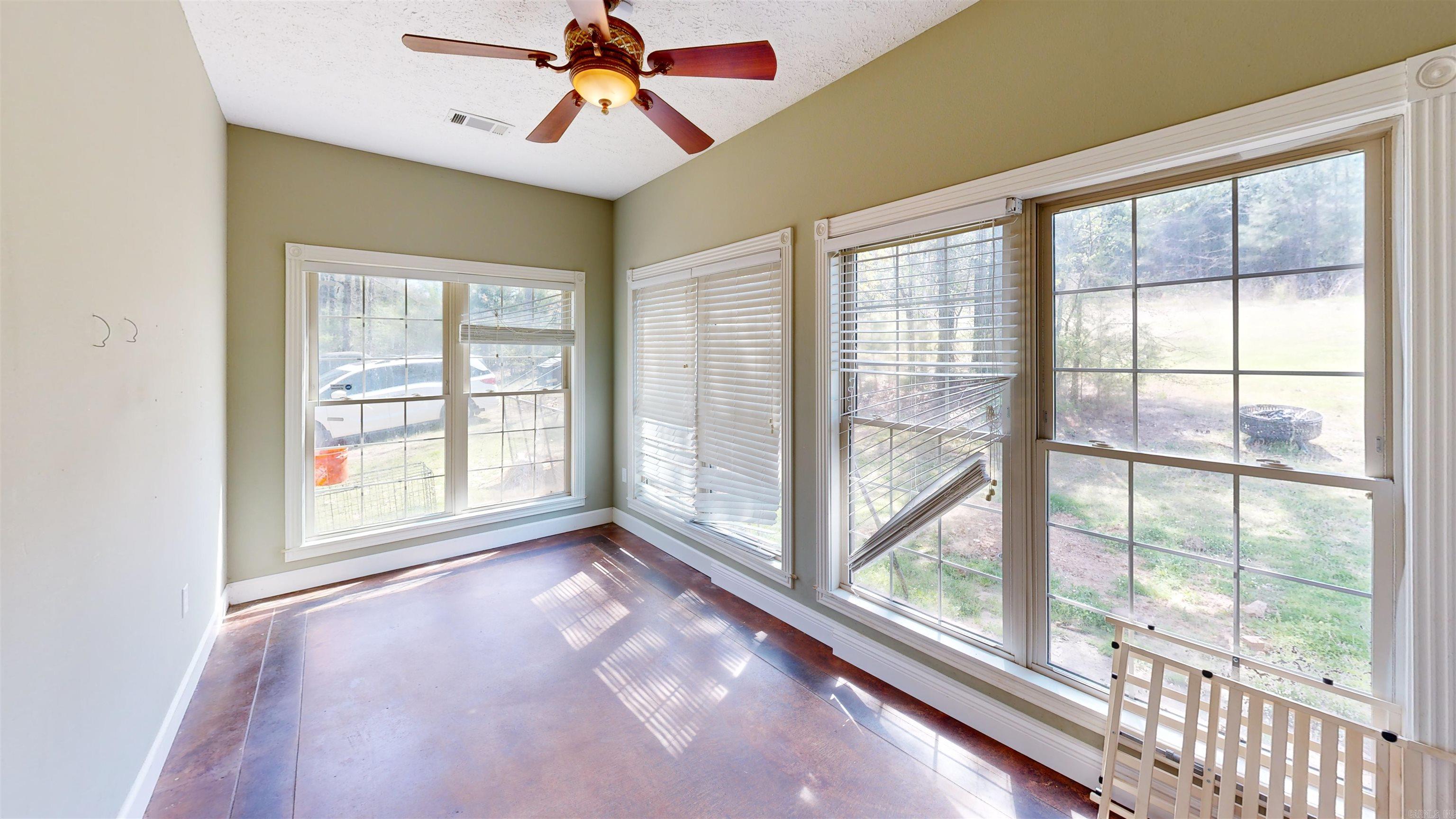 130 Blue Diamond Drive Morrilton, AR 72110