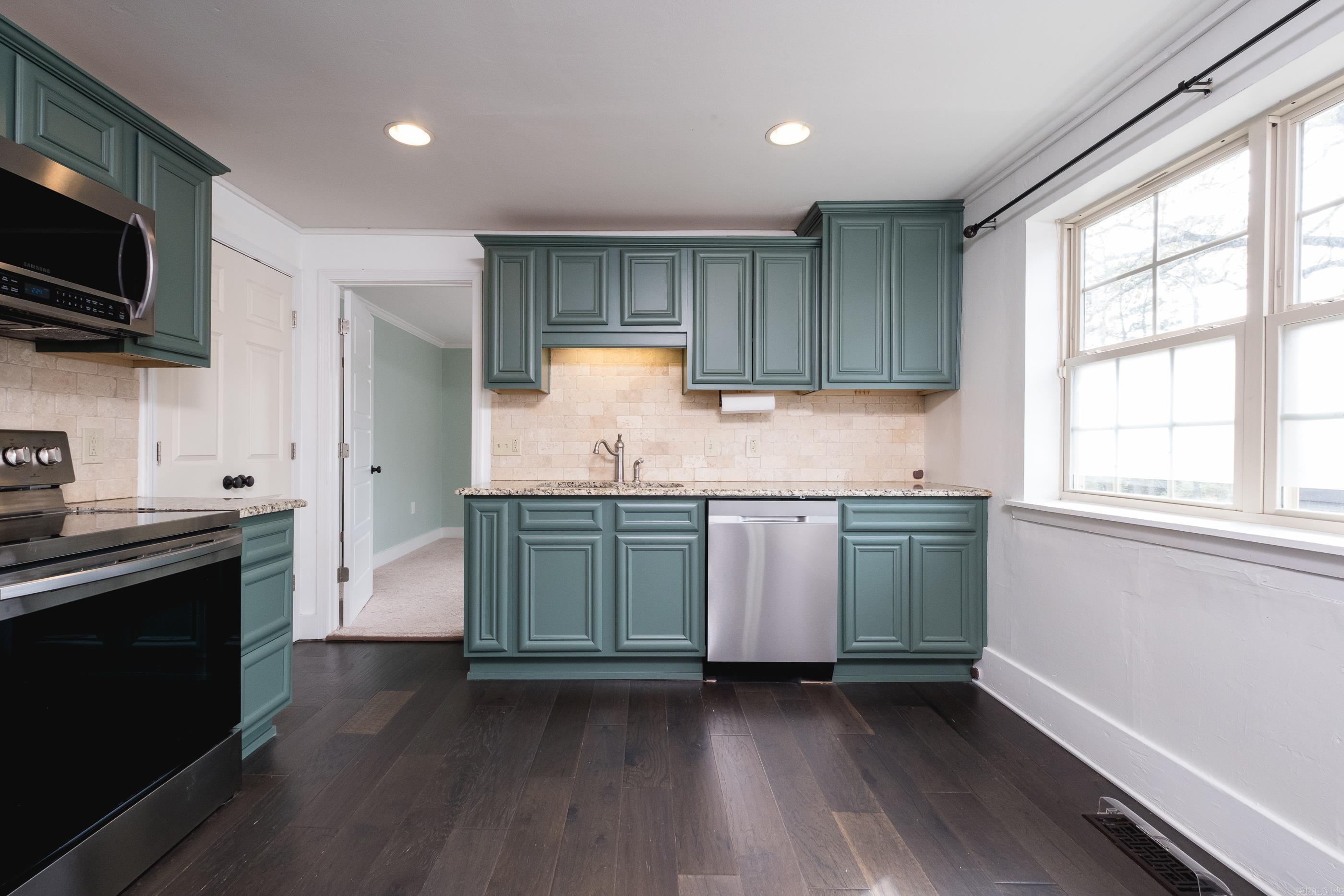 5525  Lee  Little Rock, AR