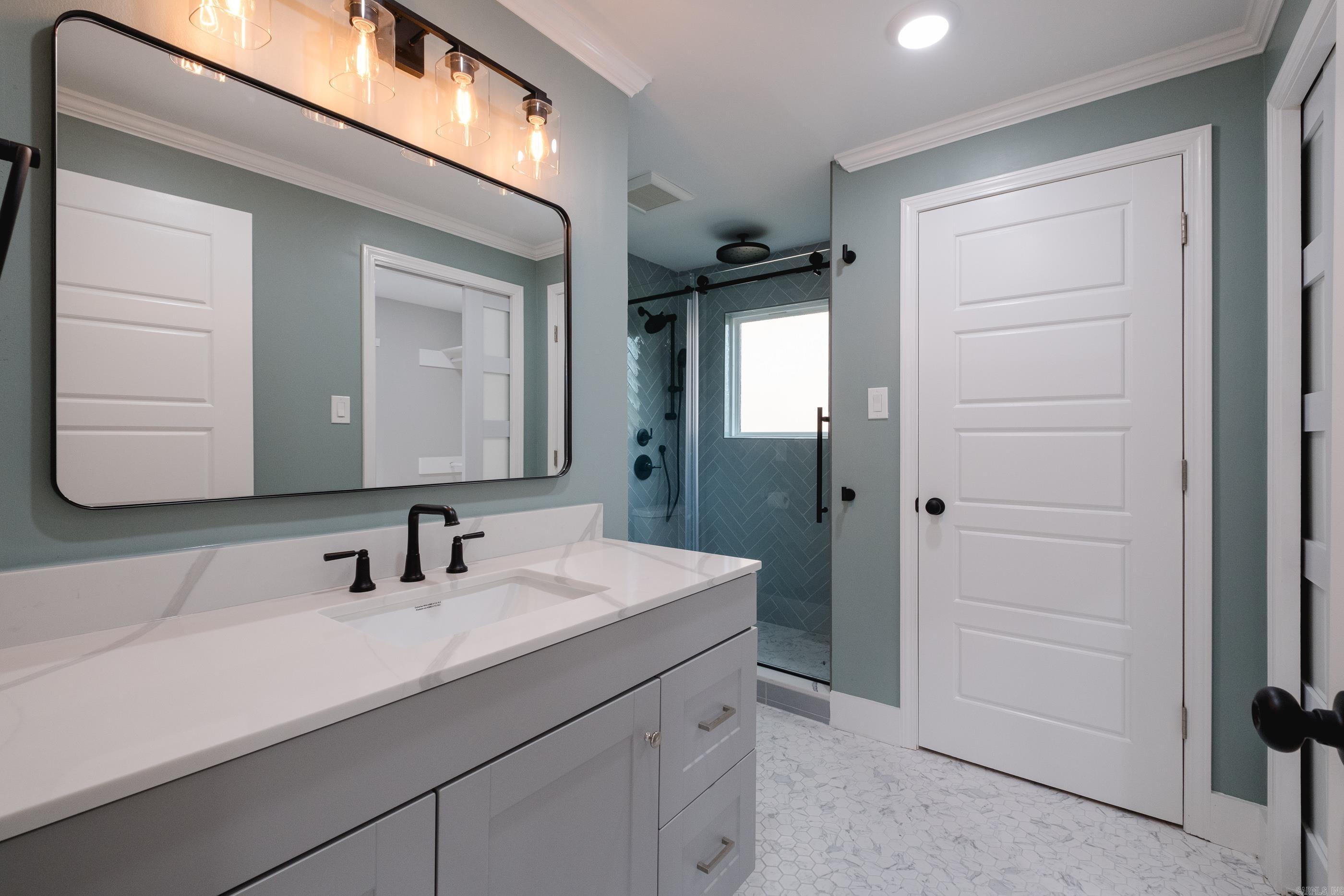 5525  Lee  Little Rock, AR