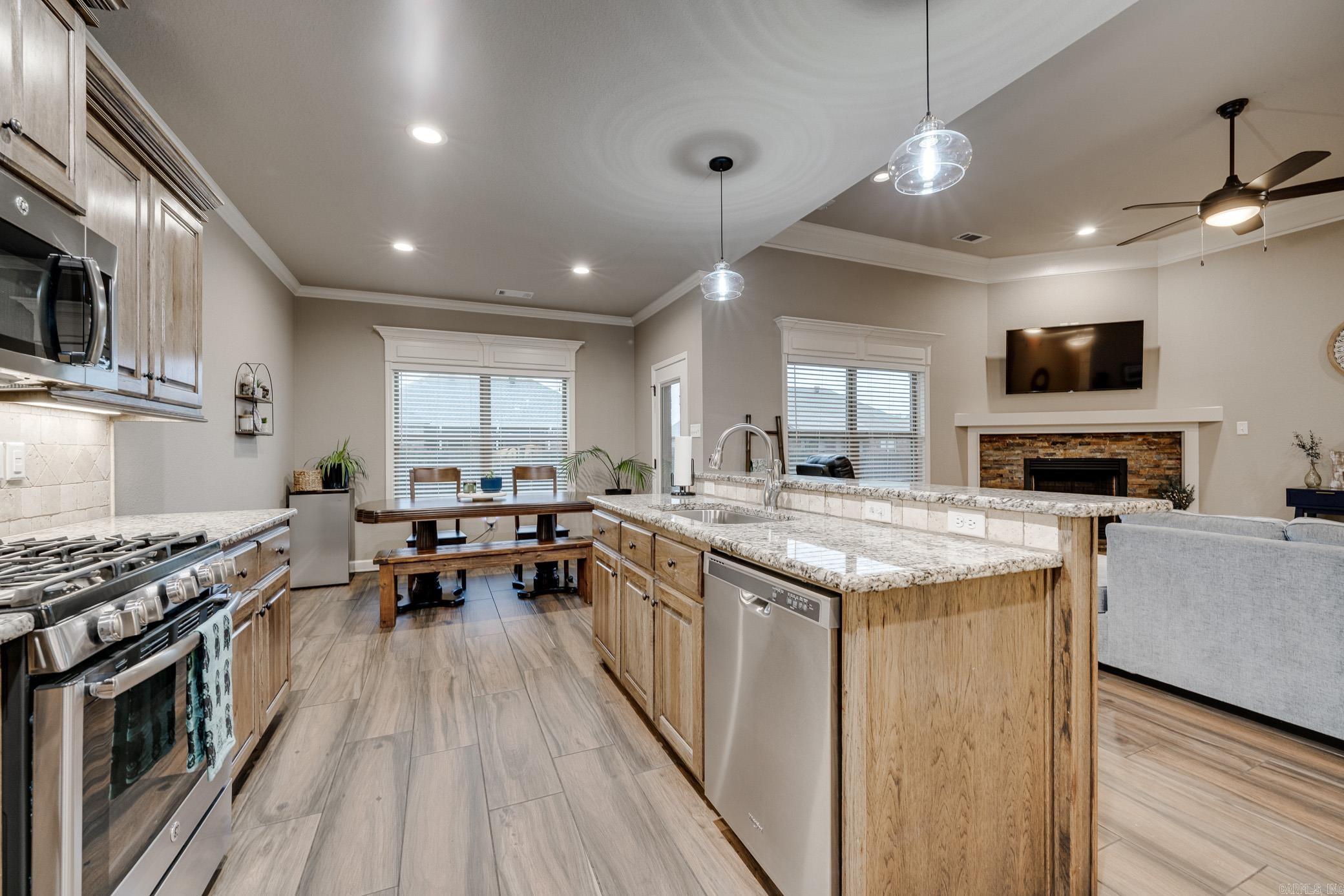 794 Mango Loop Austin, AR 72007