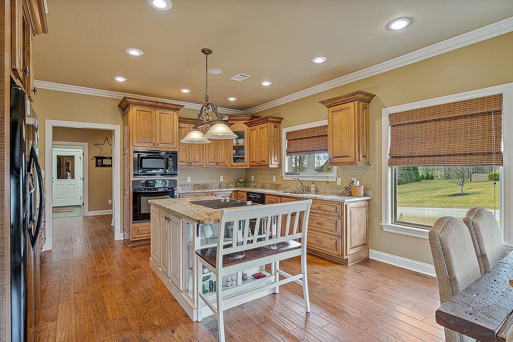 4301  Woodcrest  Jonesboro, AR