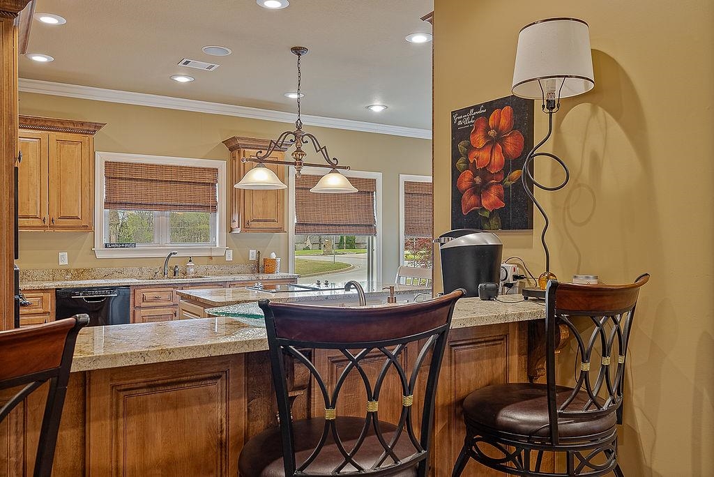 4301  Woodcrest  Jonesboro, AR