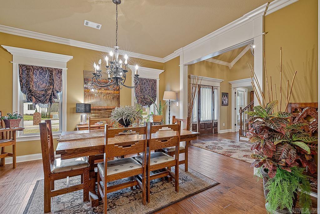 4301 Woodcrest Jonesboro, AR 72404