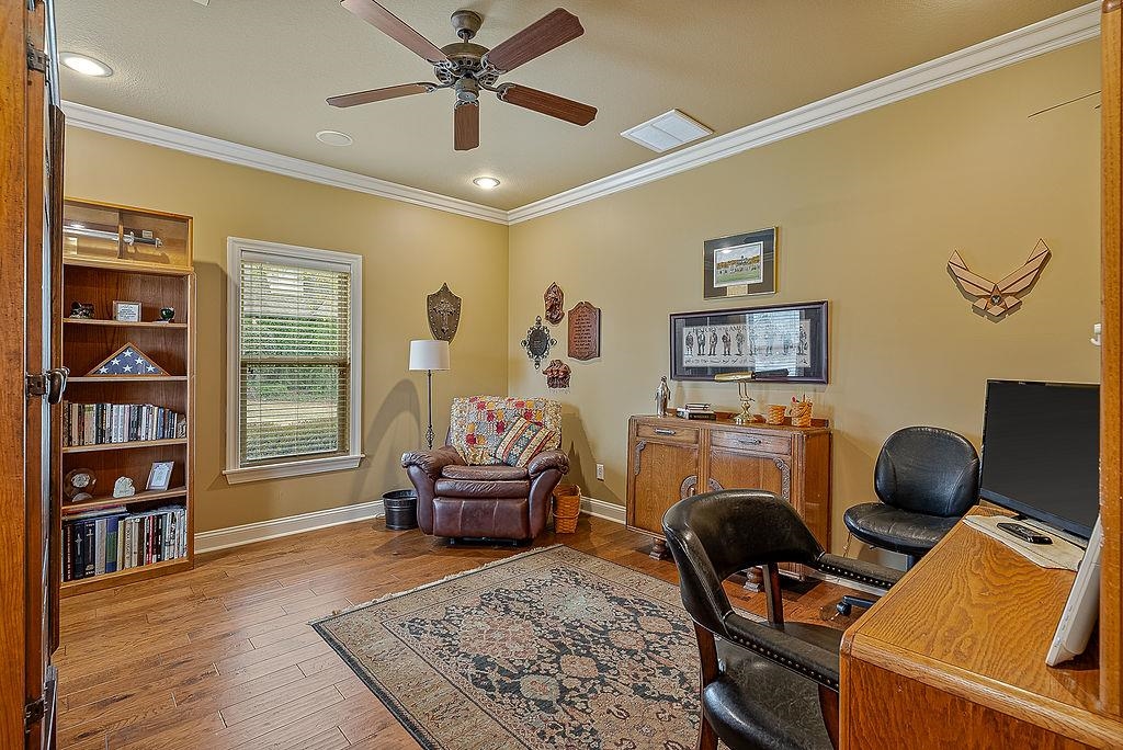 4301  Woodcrest  Jonesboro, AR
