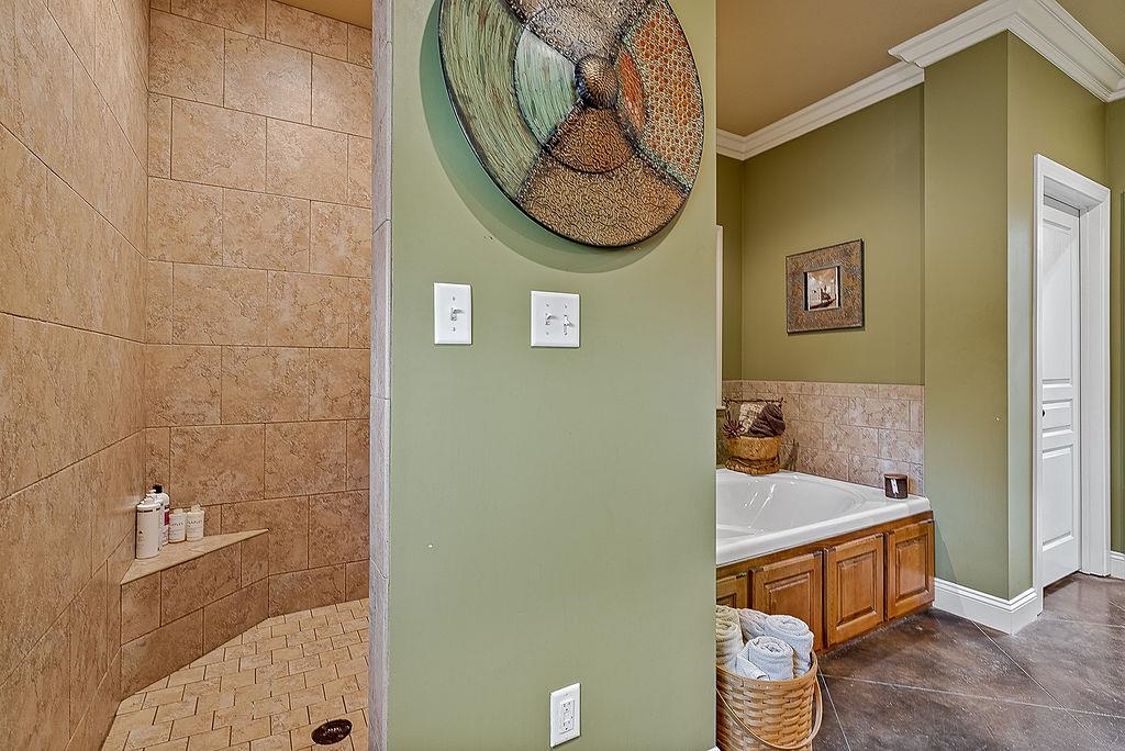4301 Woodcrest Jonesboro, AR 72404