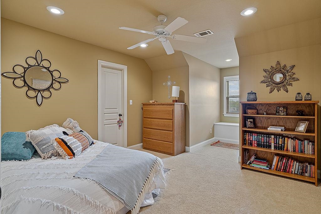 4301  Woodcrest  Jonesboro, AR