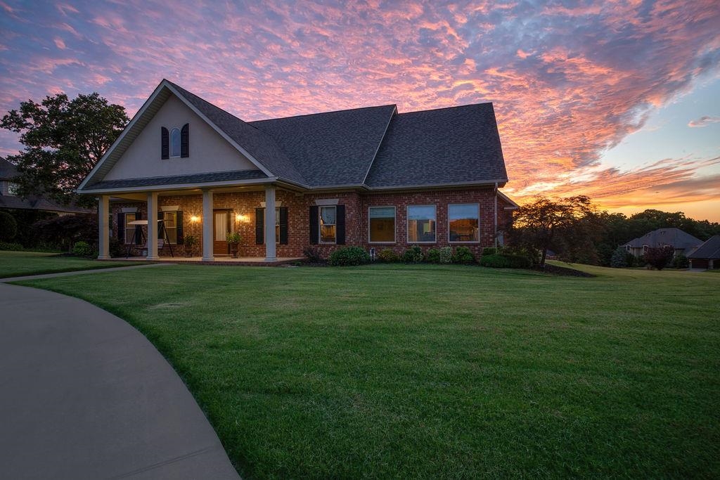 4301 Woodcrest Jonesboro, AR 72404