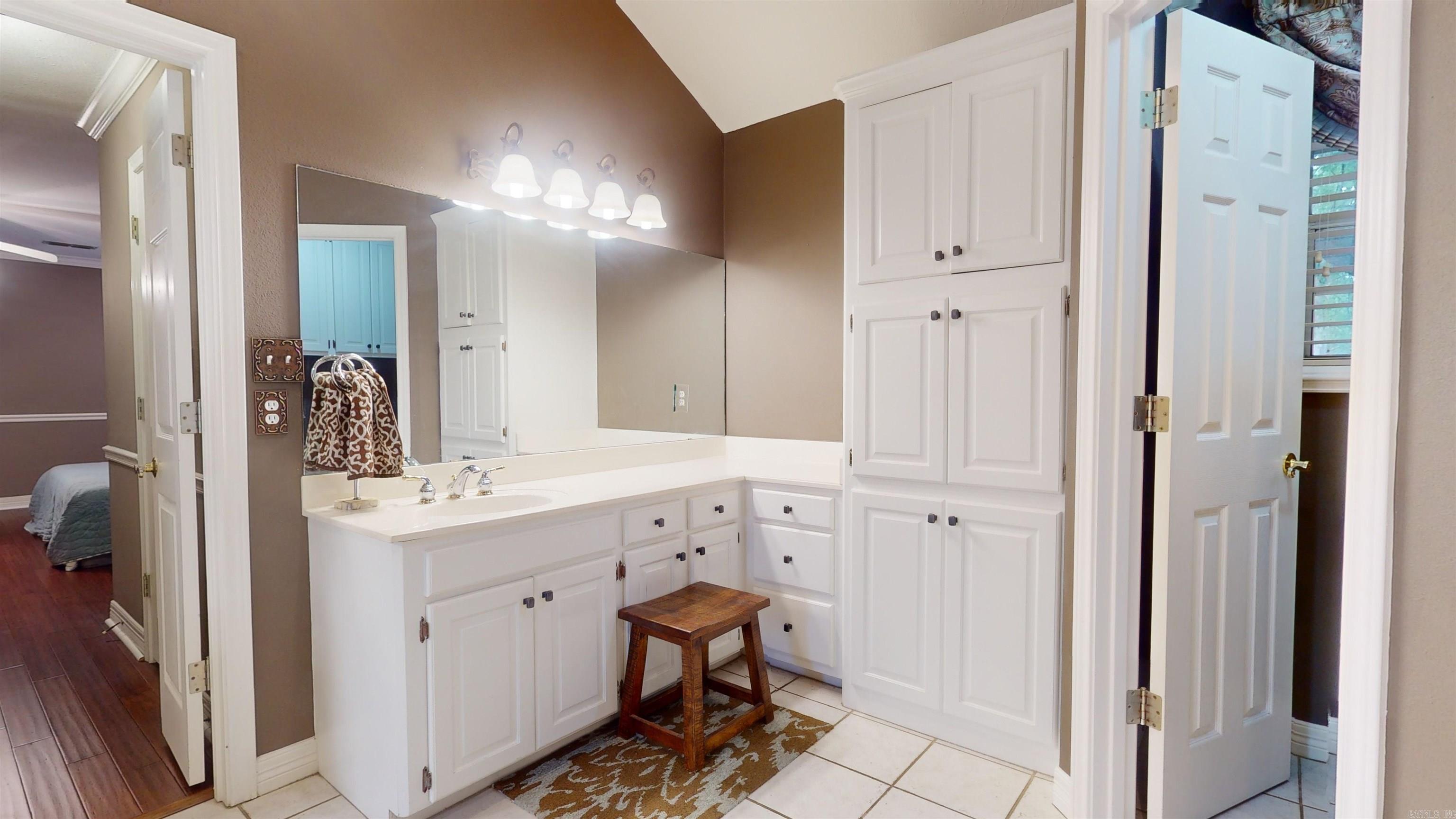409  Meadows Rd  Texarkana, AR