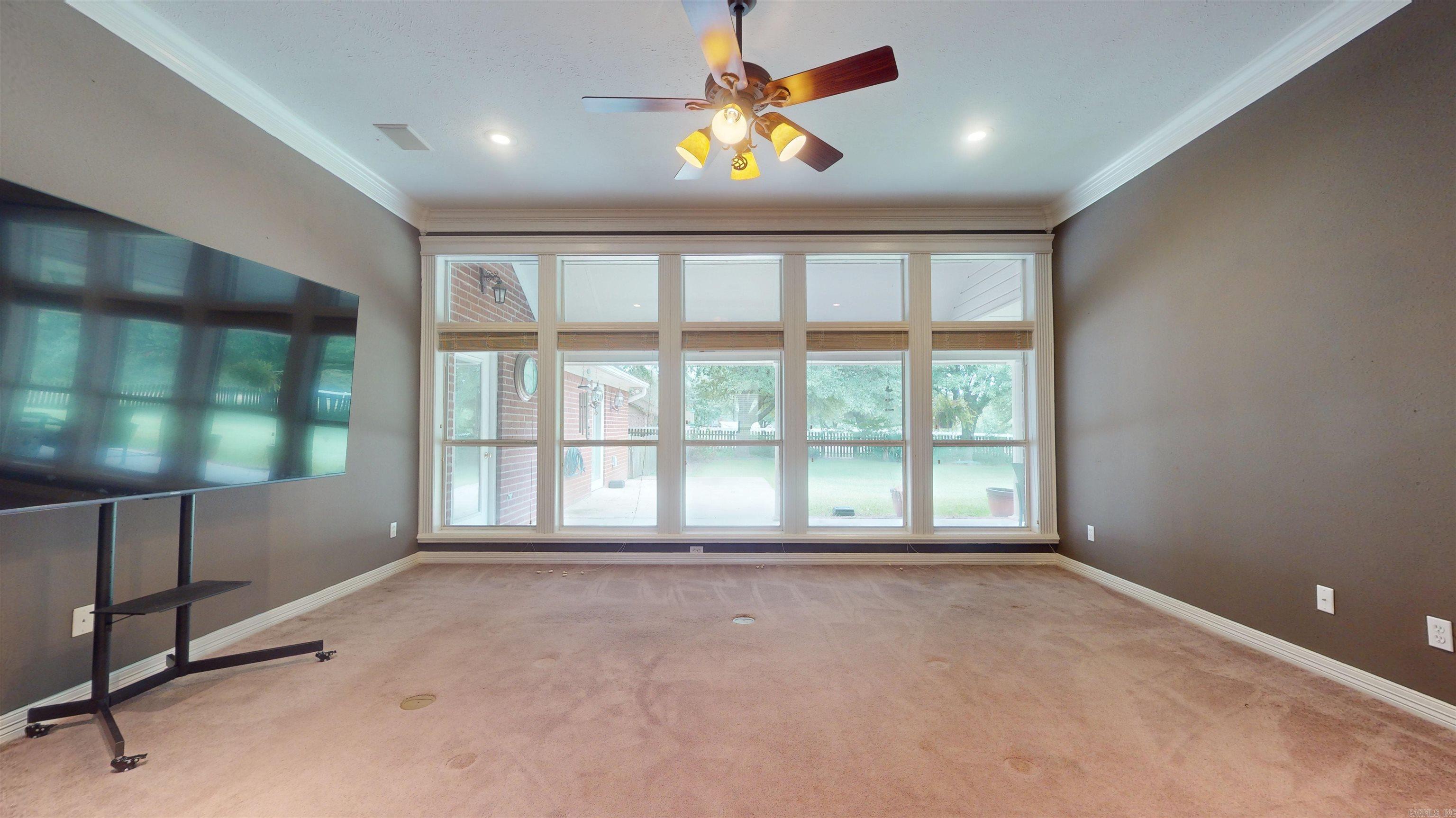 409  Meadows Rd  Texarkana, AR