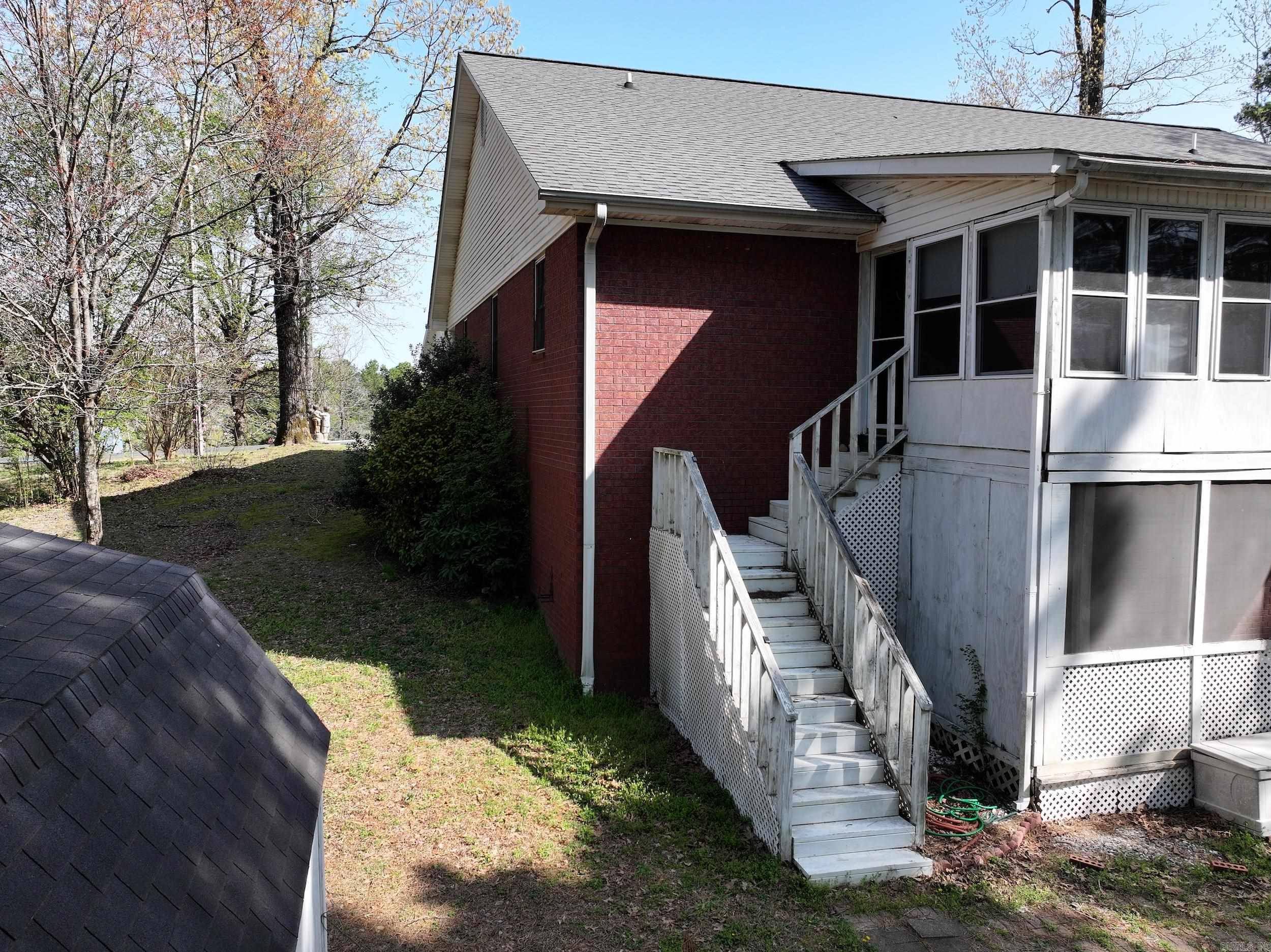 221  Perry  Glenwood, AR