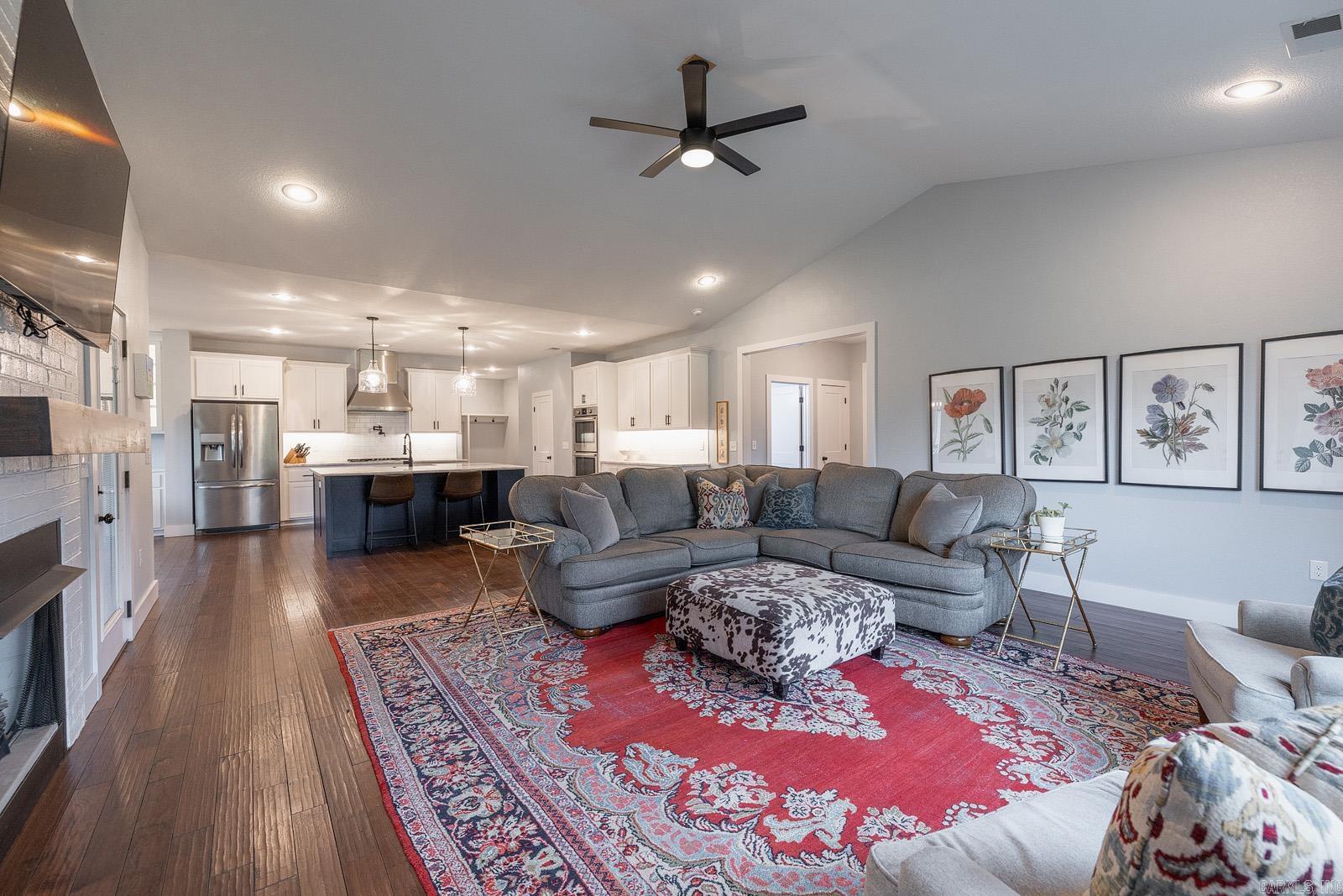 15  Trinity Grove Ln.  Batesville, AR