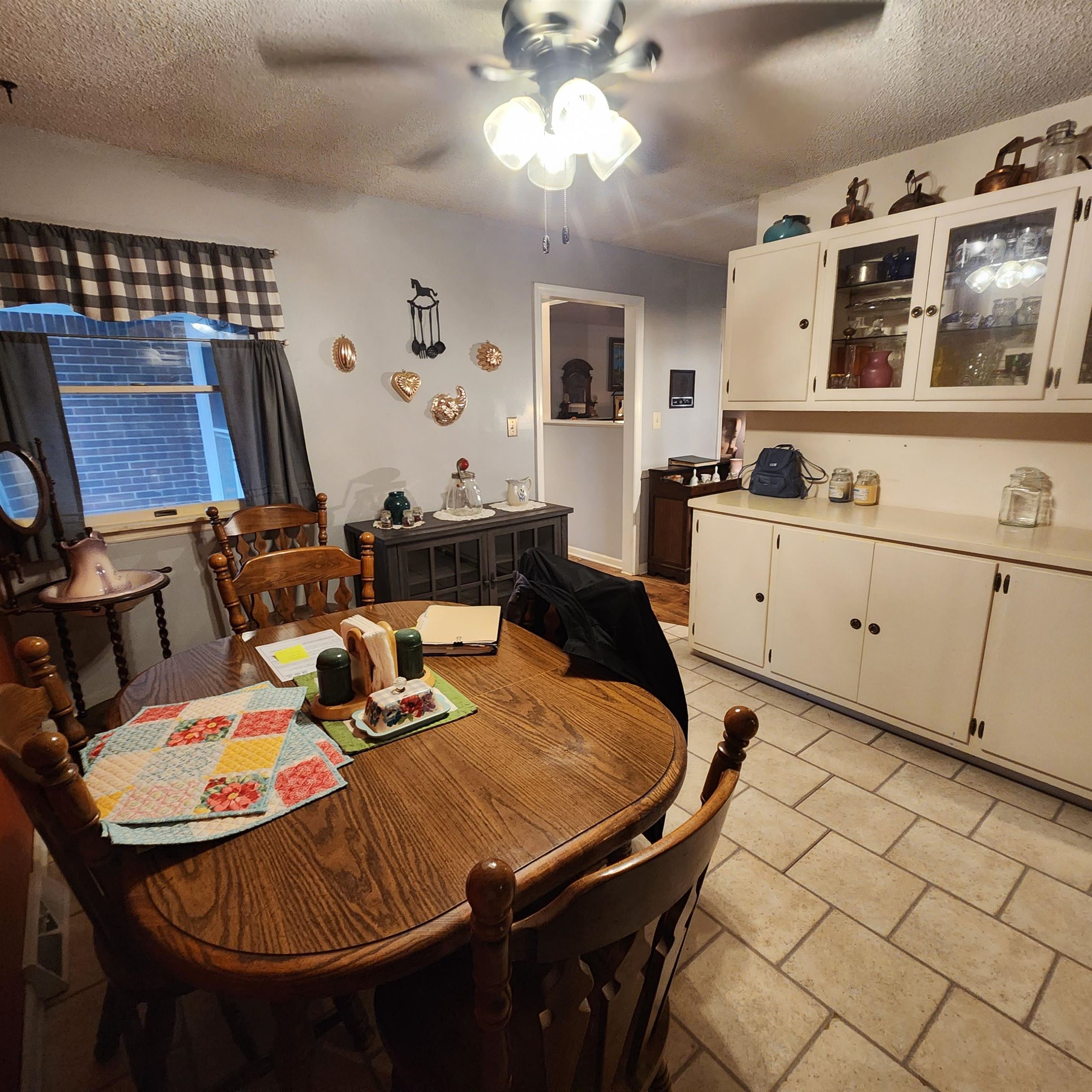 2503  Crescent  Horseshoe Bend, AR