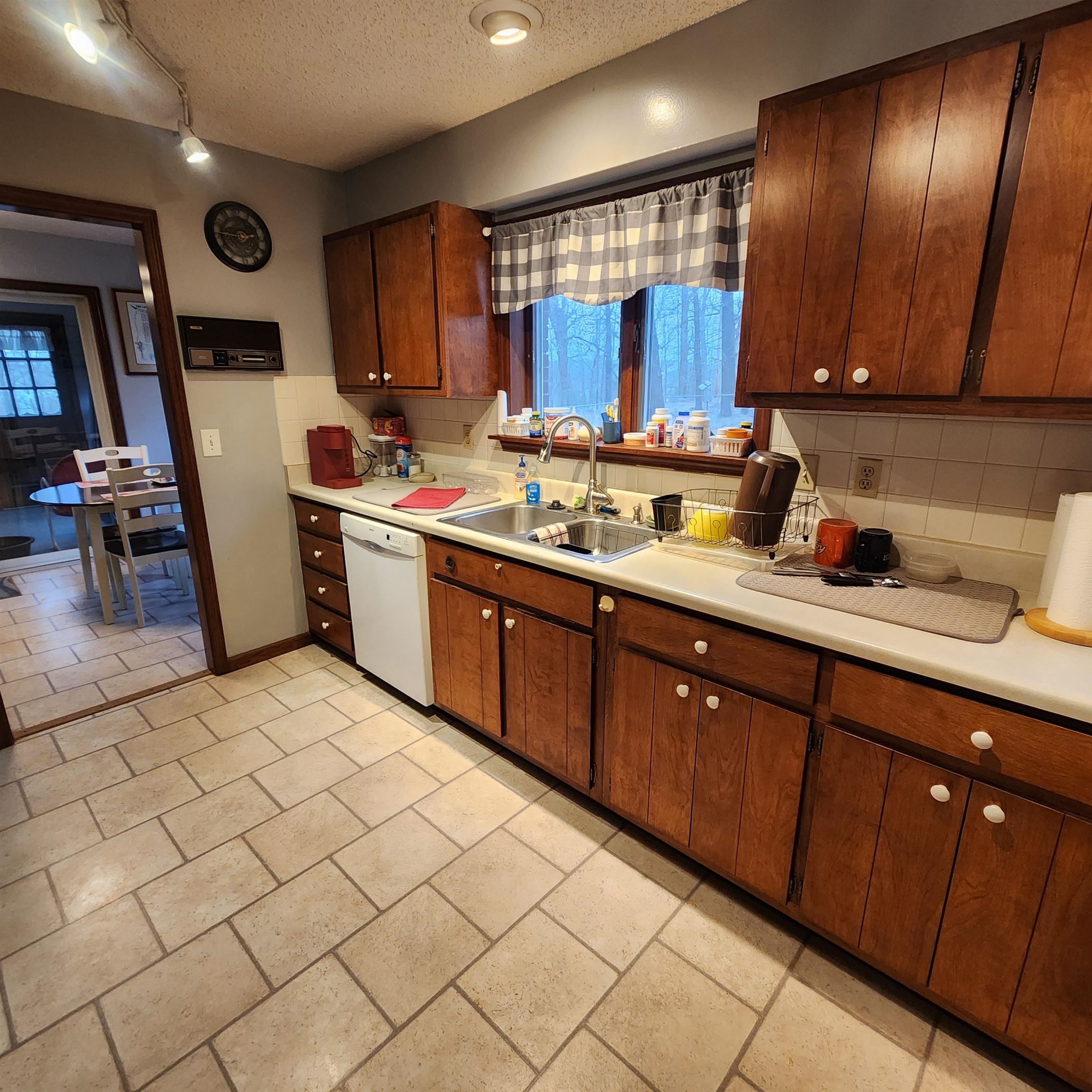 2503  Crescent  Horseshoe Bend, AR