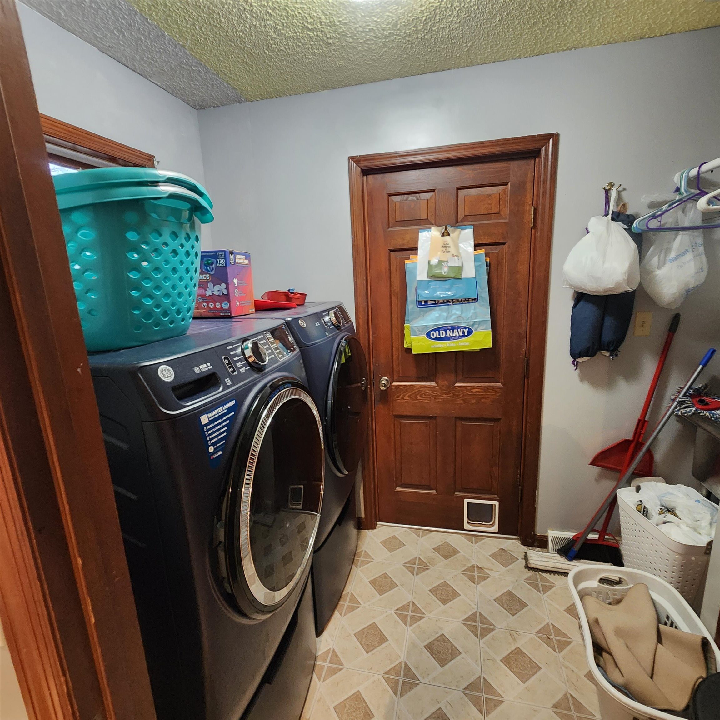2503  Crescent  Horseshoe Bend, AR