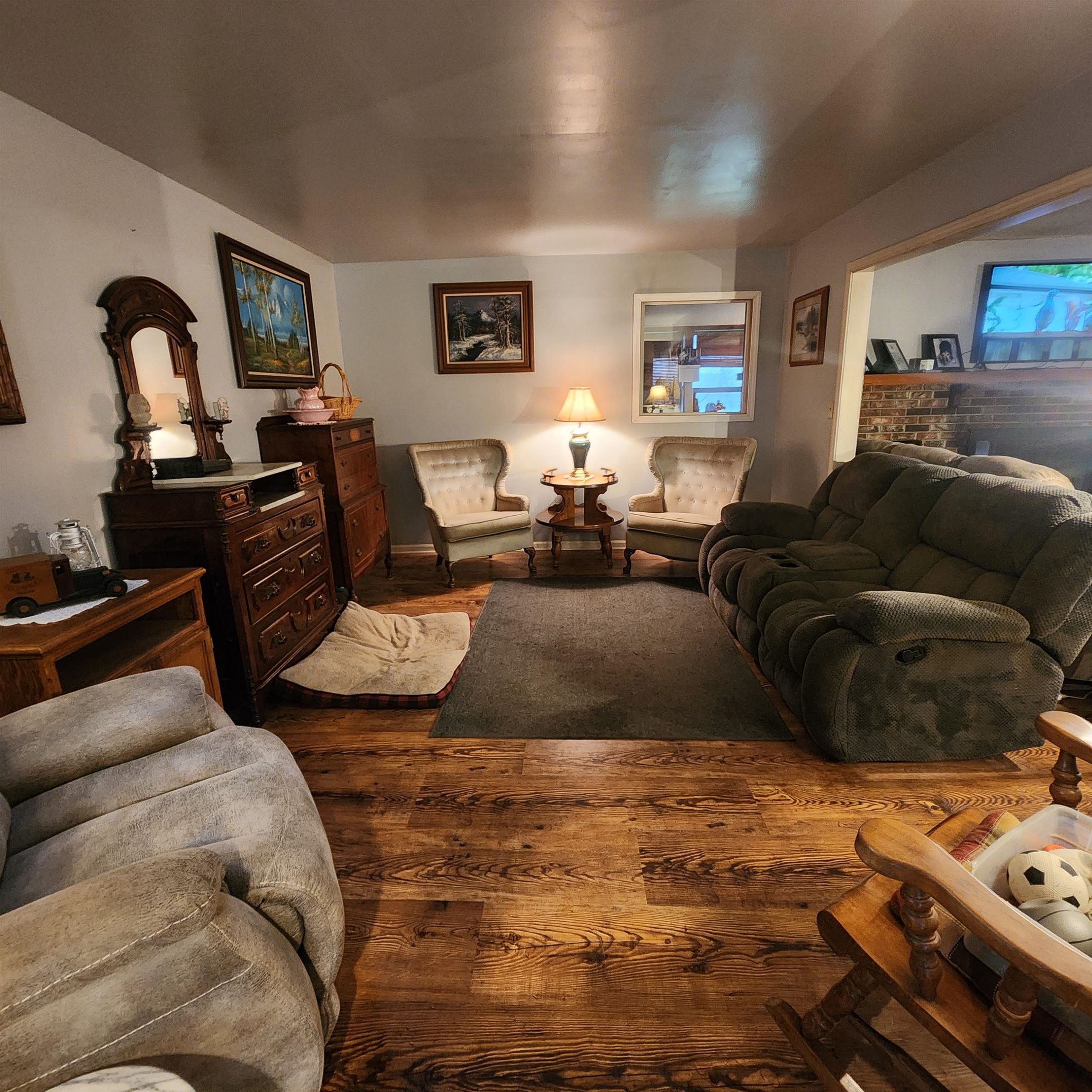 2503  Crescent  Horseshoe Bend, AR