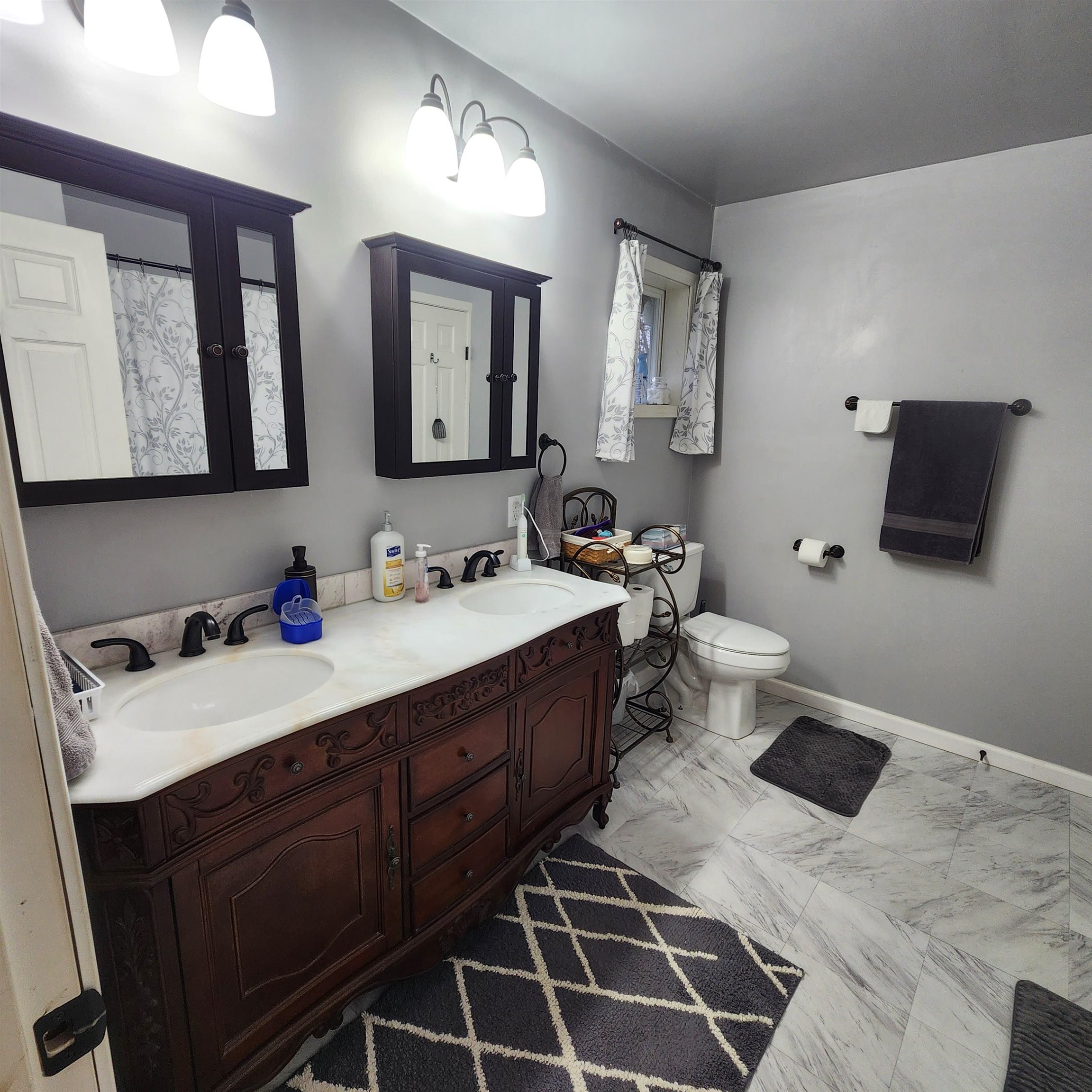 2503  Crescent  Horseshoe Bend, AR