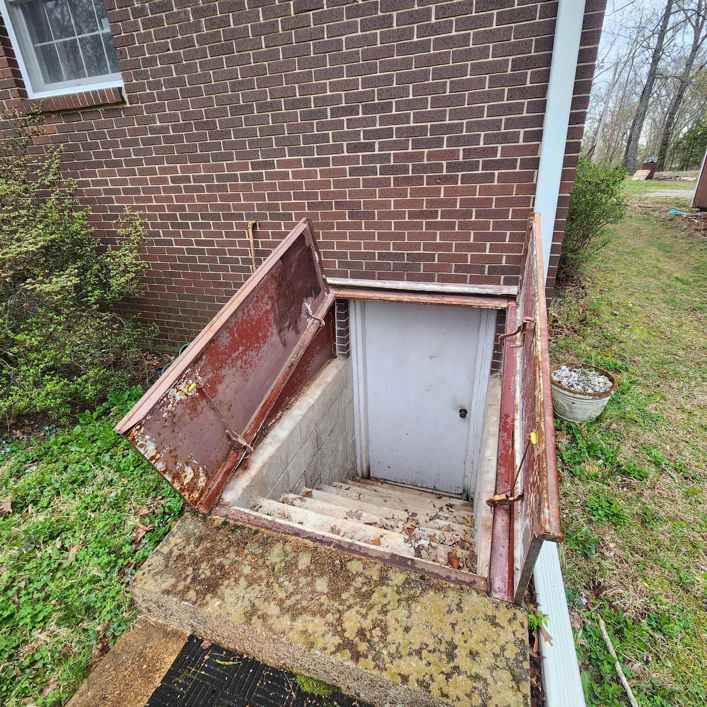 2503  Crescent  Horseshoe Bend, AR