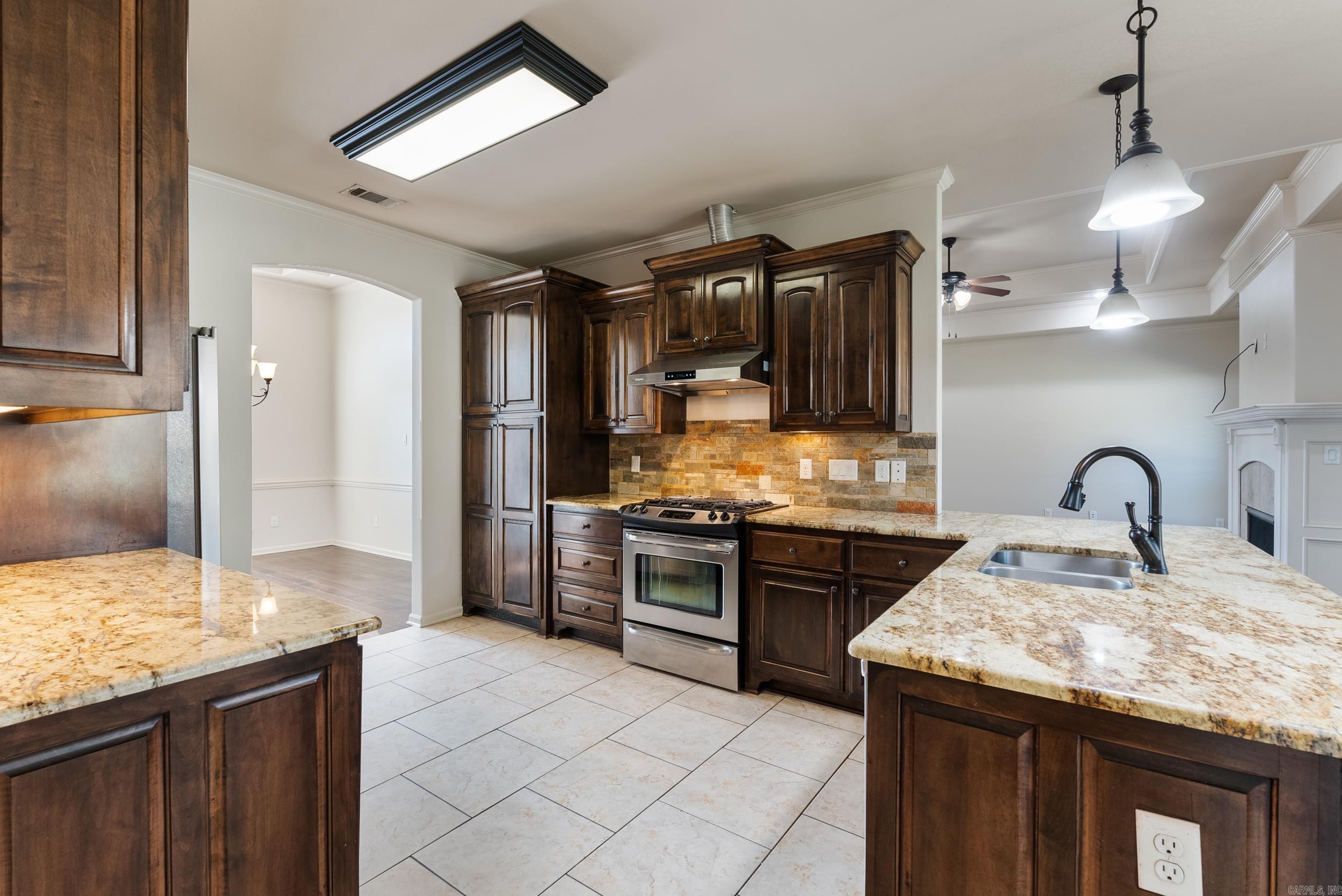 4115  Commonwealth  Bryant, AR