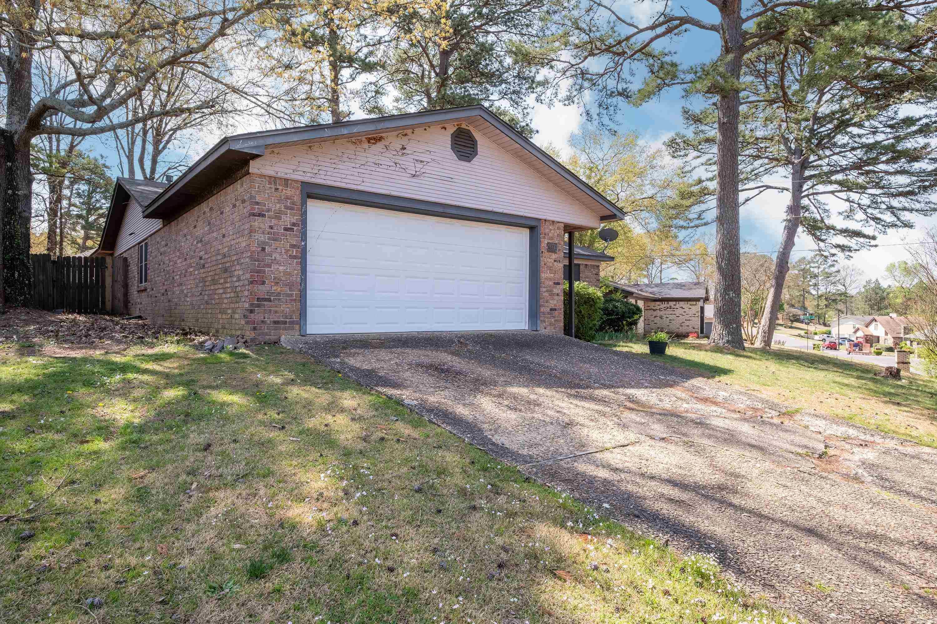 9911  Regent  Little Rock, AR