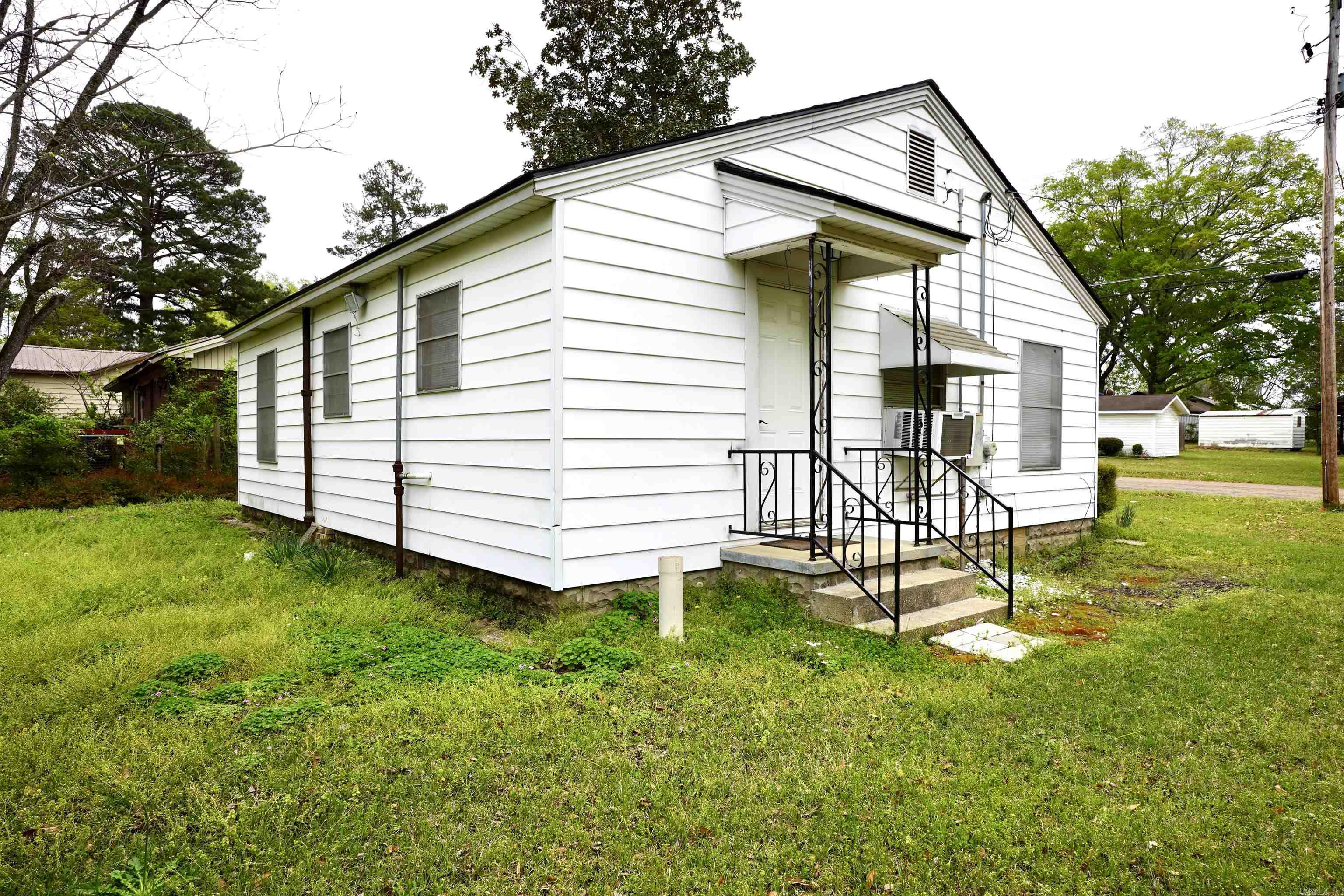 568  Jenkins St  Camden, AR