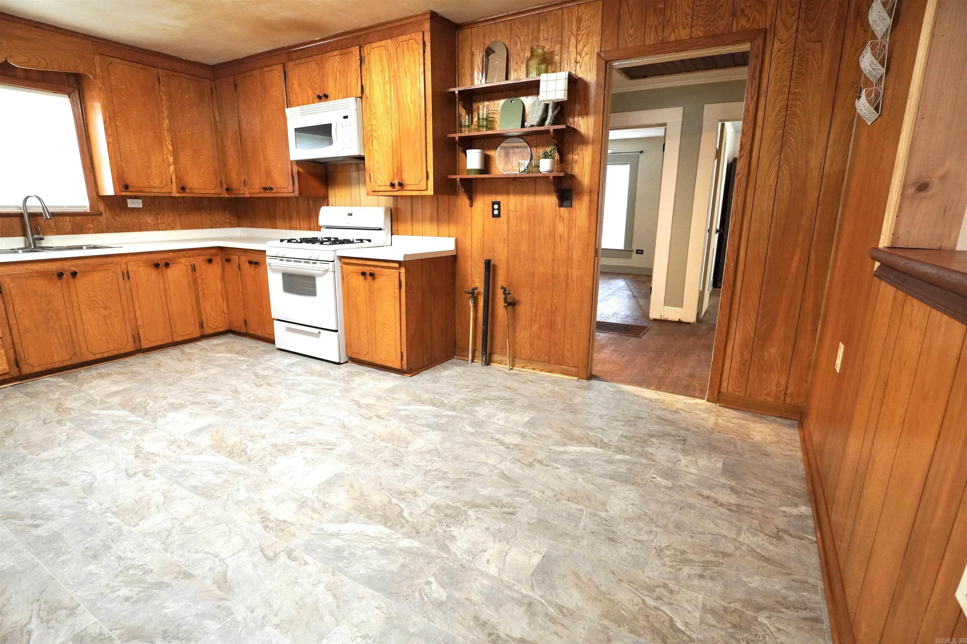 568  Jenkins St  Camden, AR