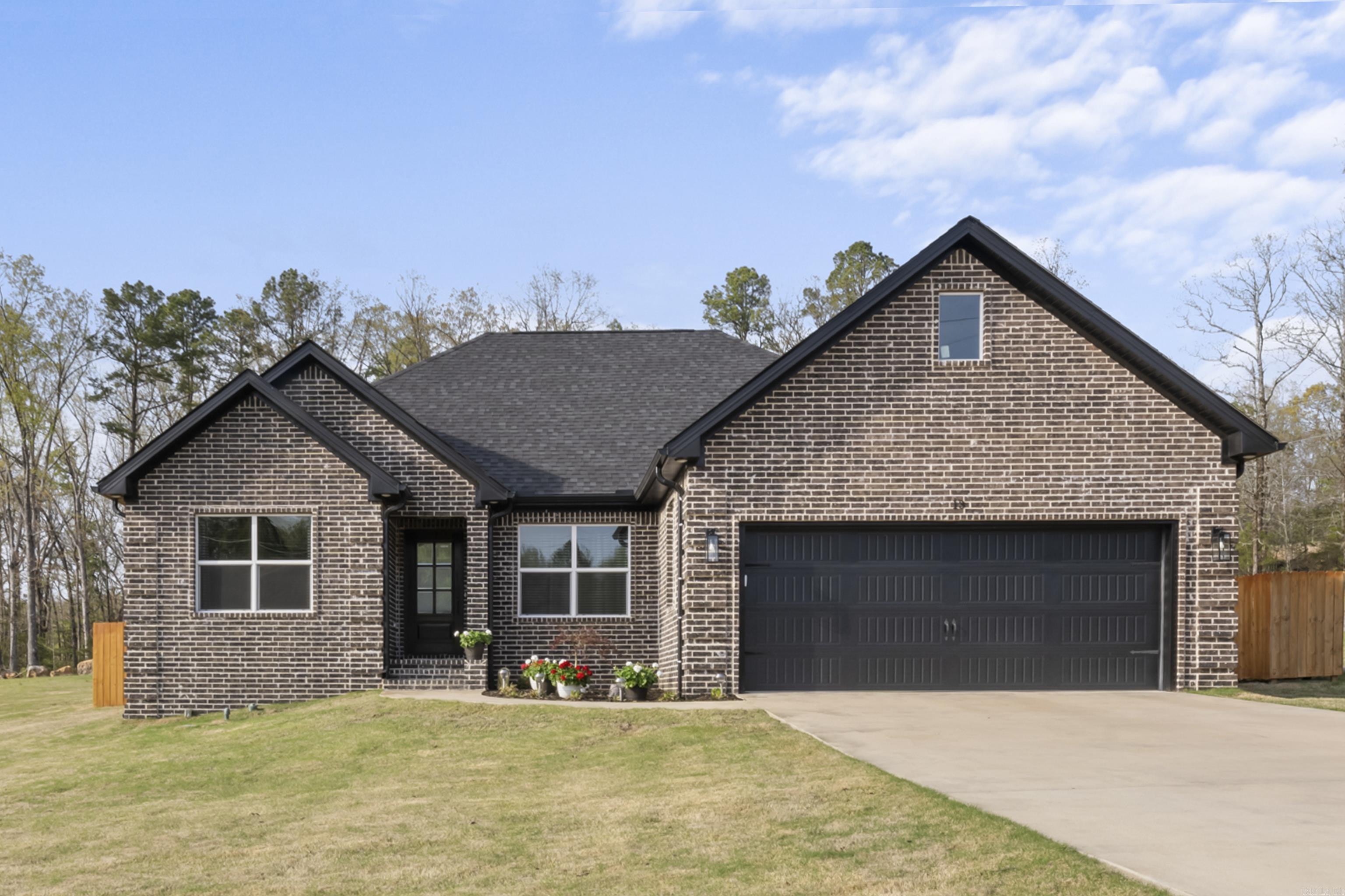 13 Jeremiah Cove Heber Springs, AR 72543