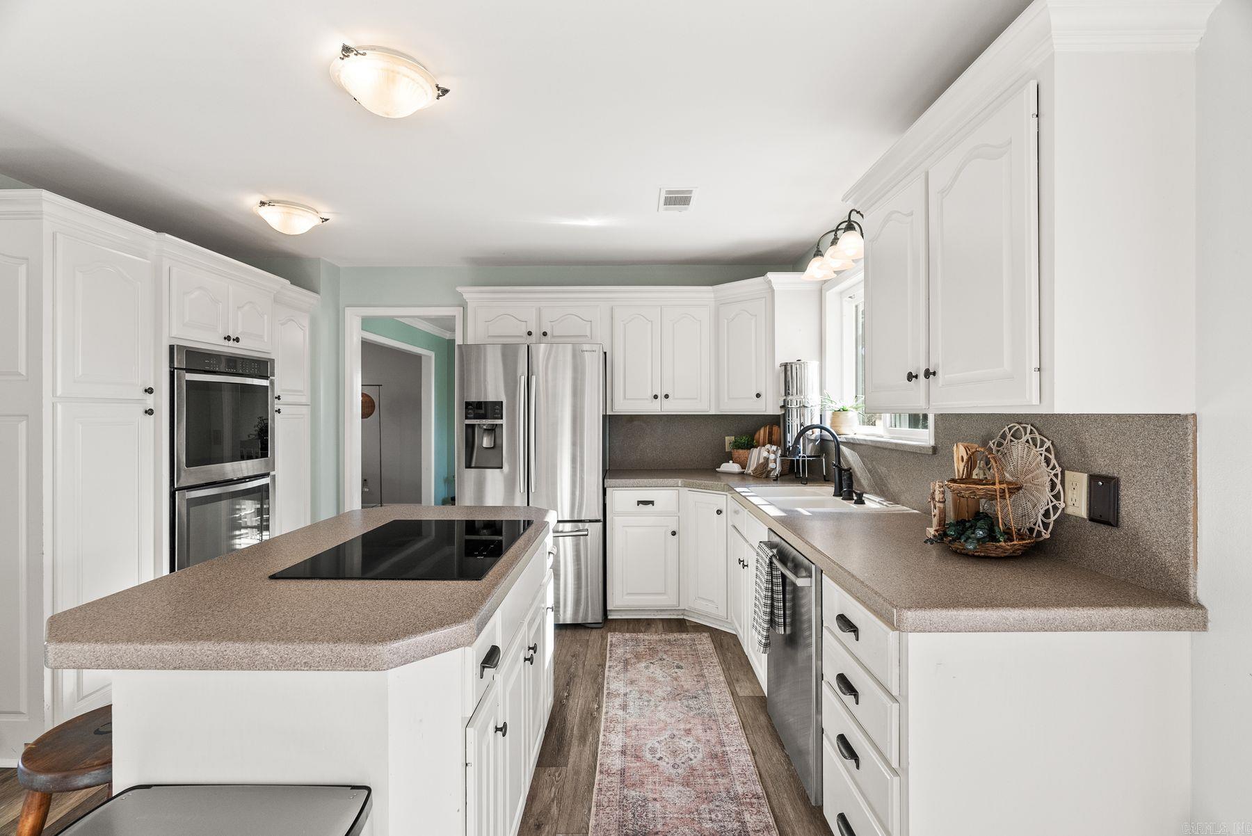 62  Mill Creek  Greenbrier, AR