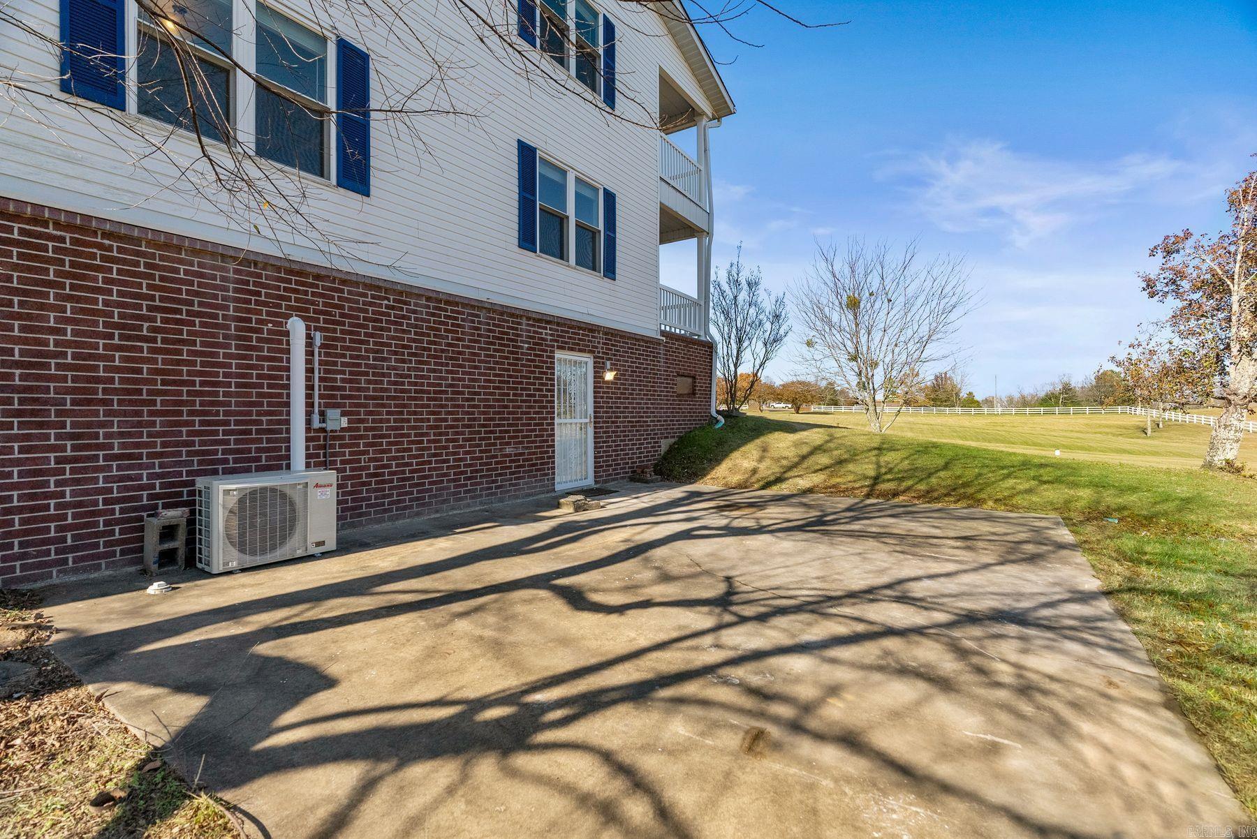 62  Mill Creek  Greenbrier, AR