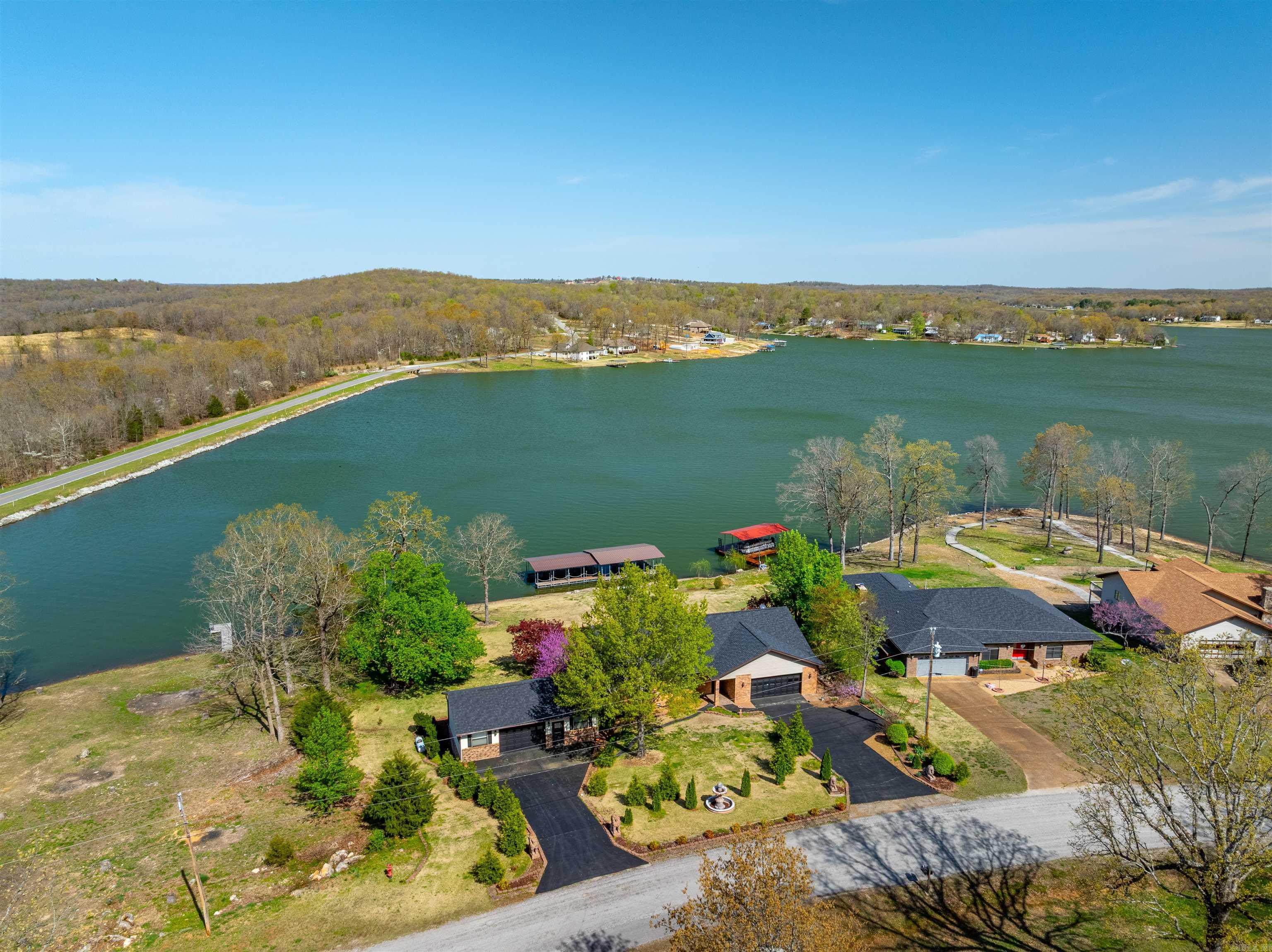 504 S Shore  Horseshoe Bend, AR