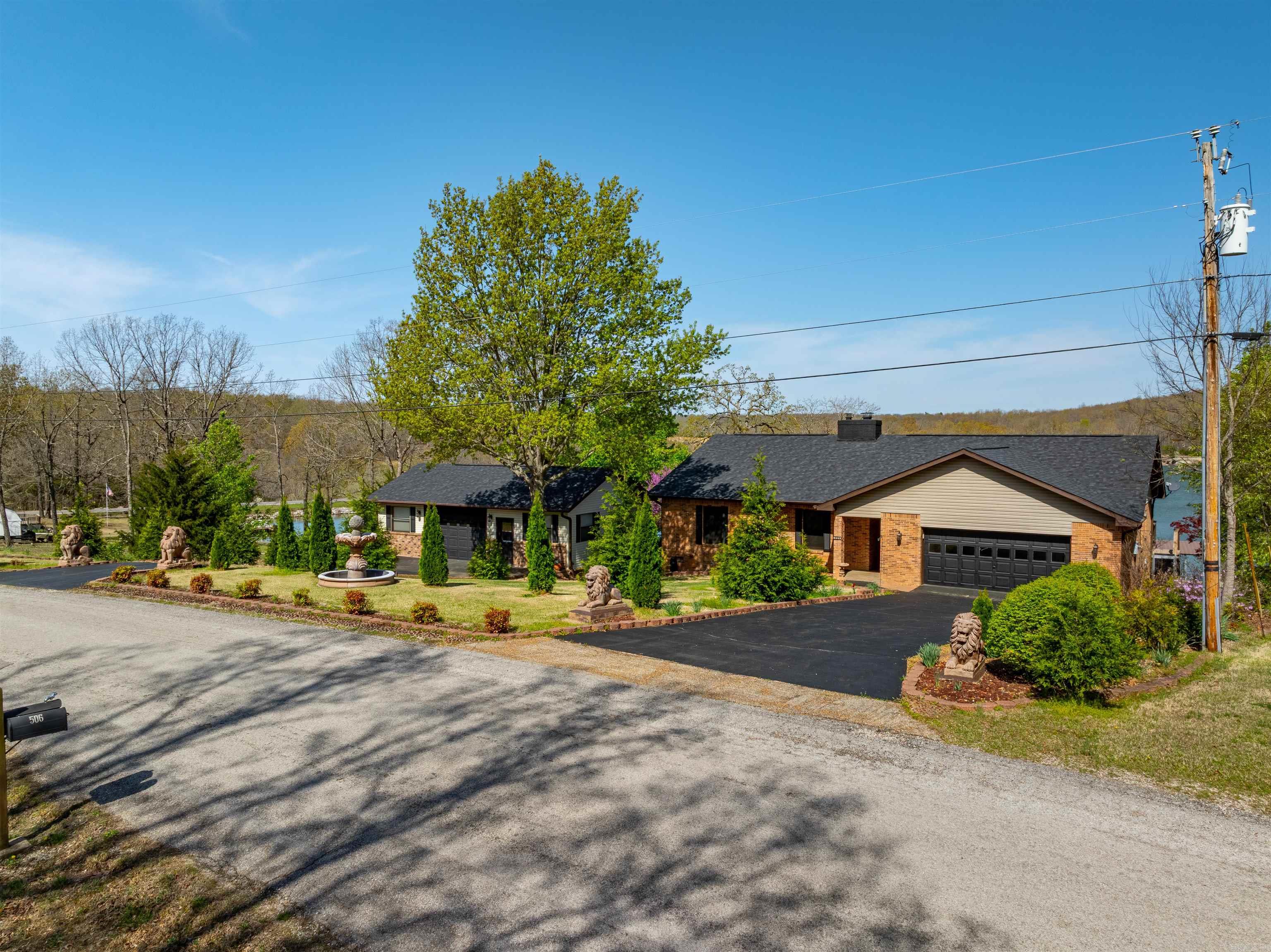 504 S Shore  Horseshoe Bend, AR