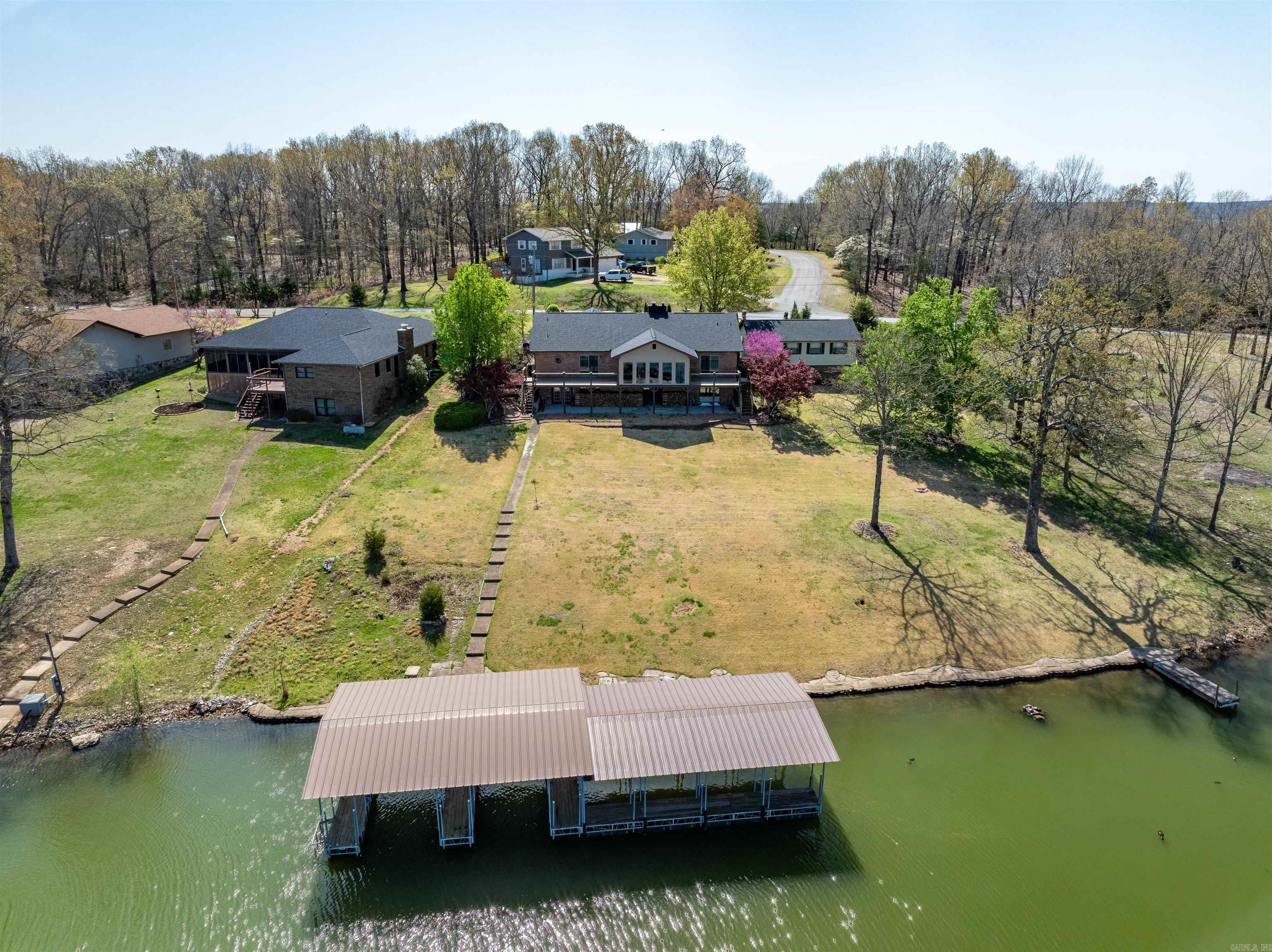 504 S Shore  Horseshoe Bend, AR