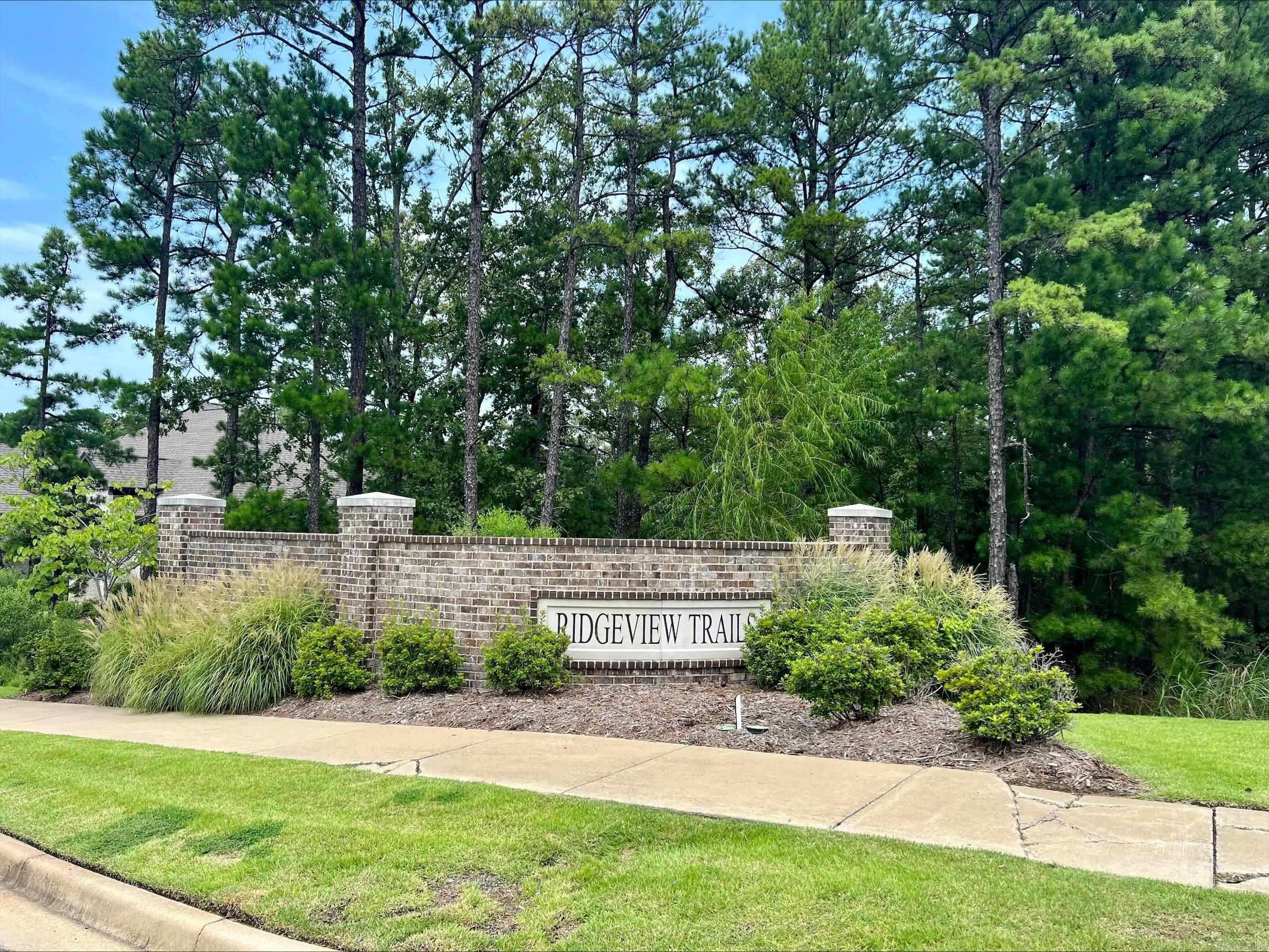 141  Ridgeview  Maumelle, AR