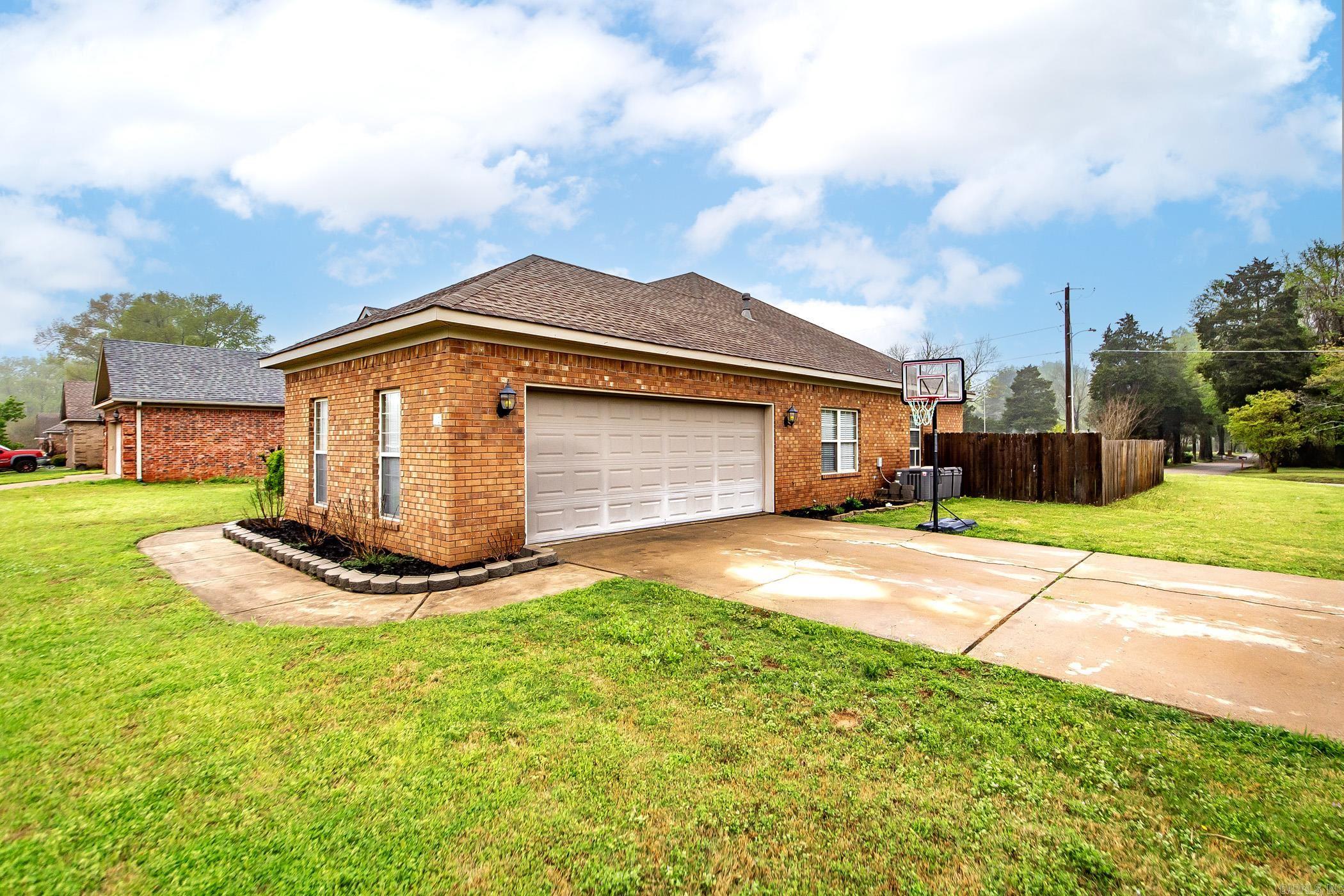 10 Blueberry Lane Cabot, AR 72023