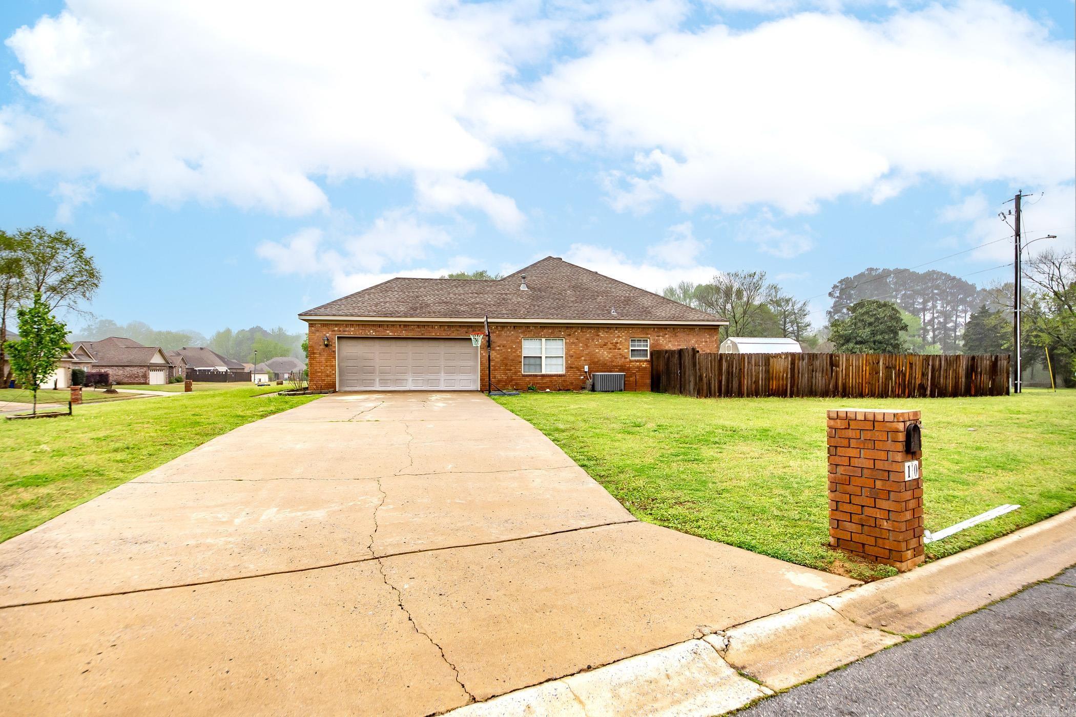 10 Blueberry Lane Cabot, AR 72023