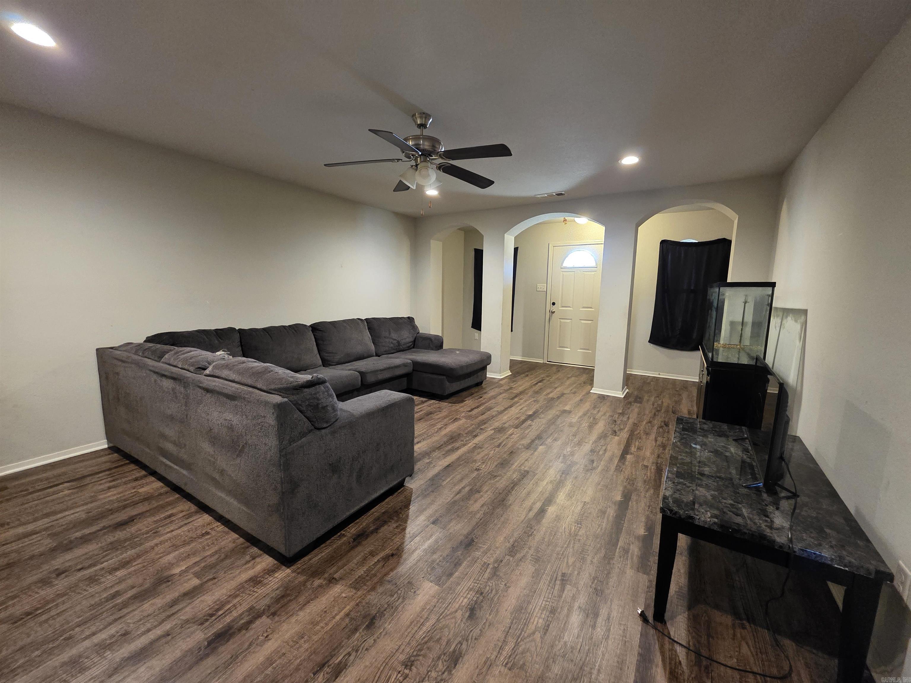 5702  Wendy St  Paragould, AR