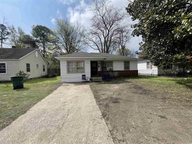 105 E Moultrie  Blytheville, AR