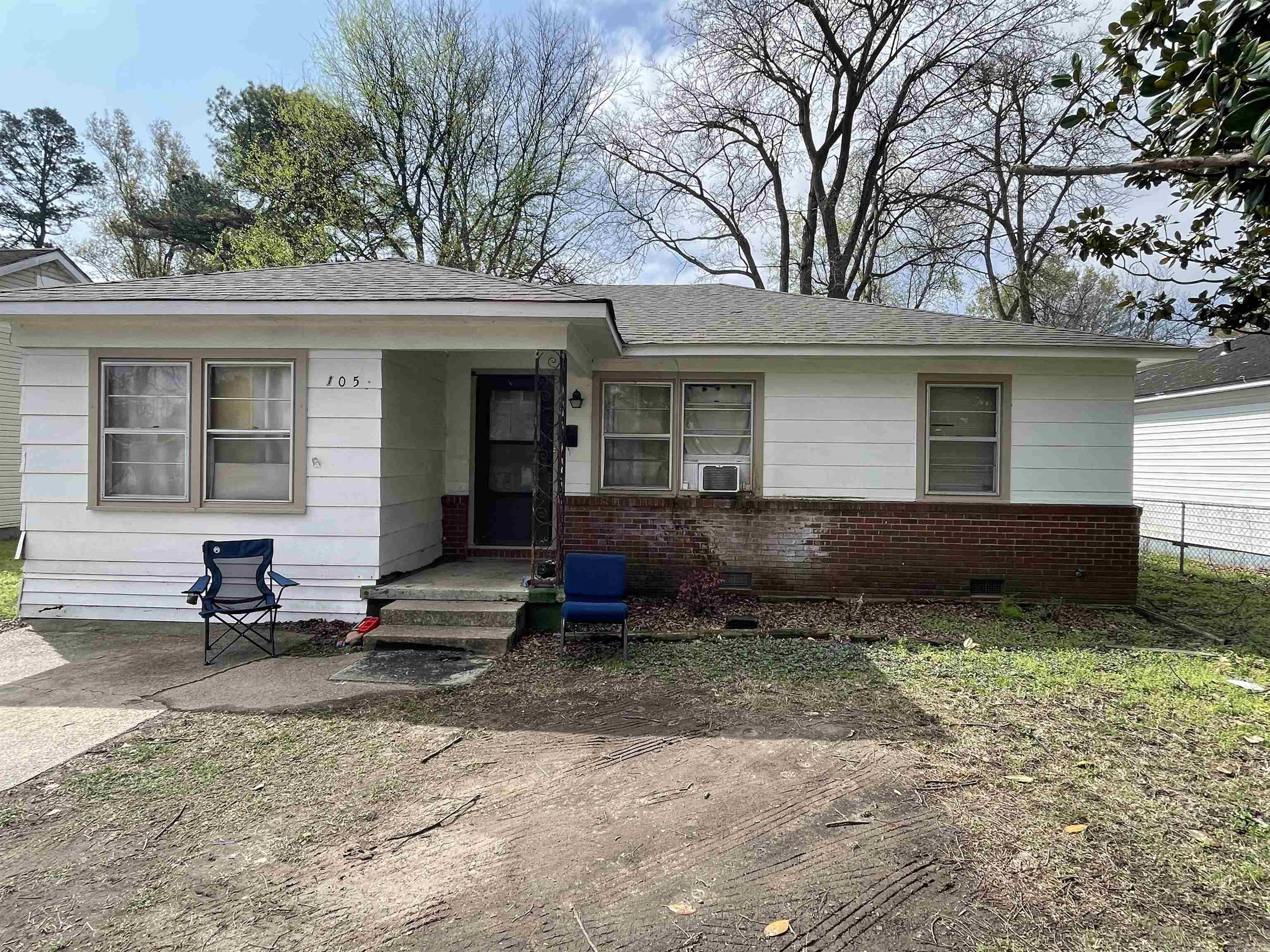 105 E Moultrie  Blytheville, AR