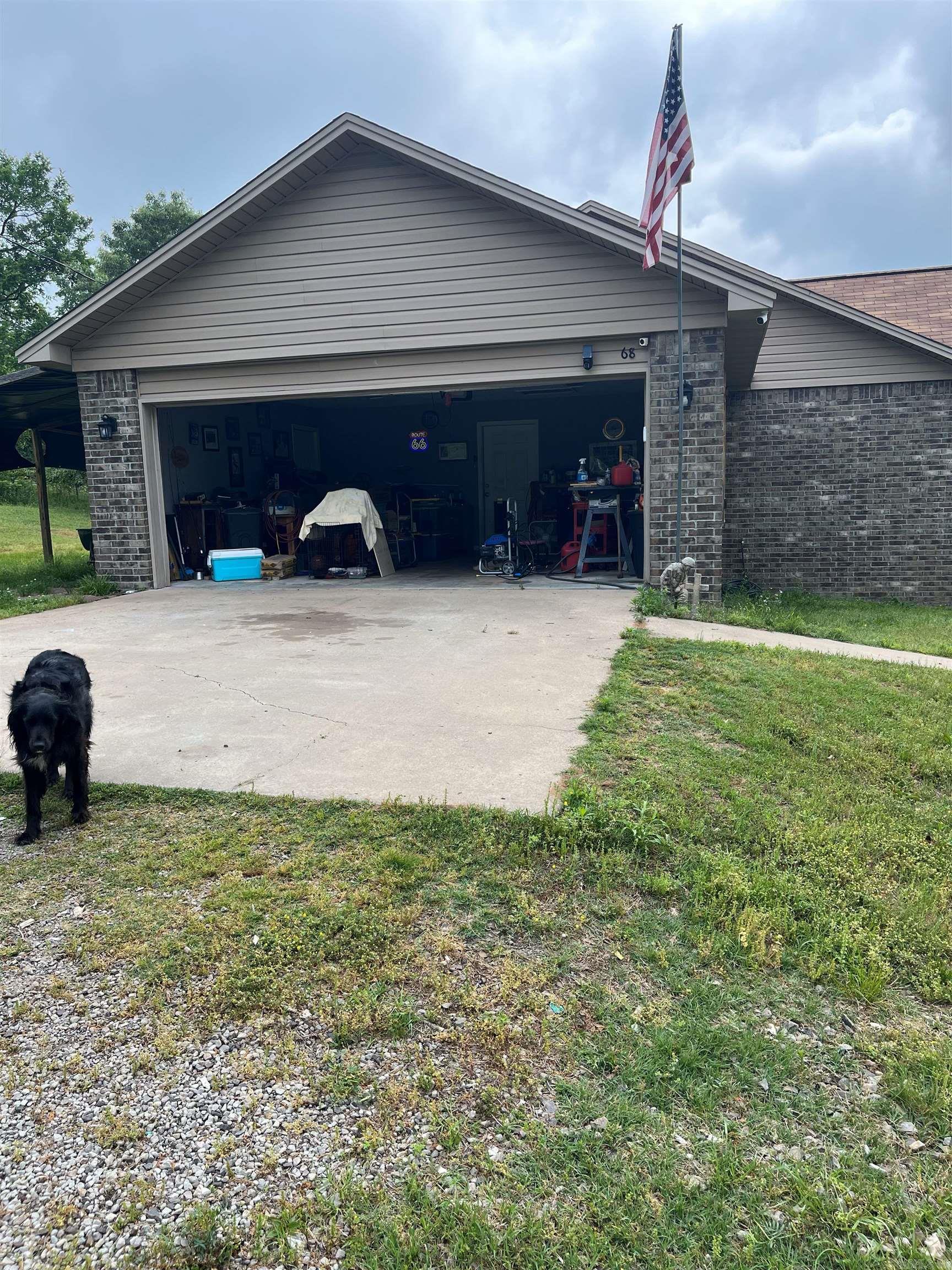 68  Kinder  Russellville, AR