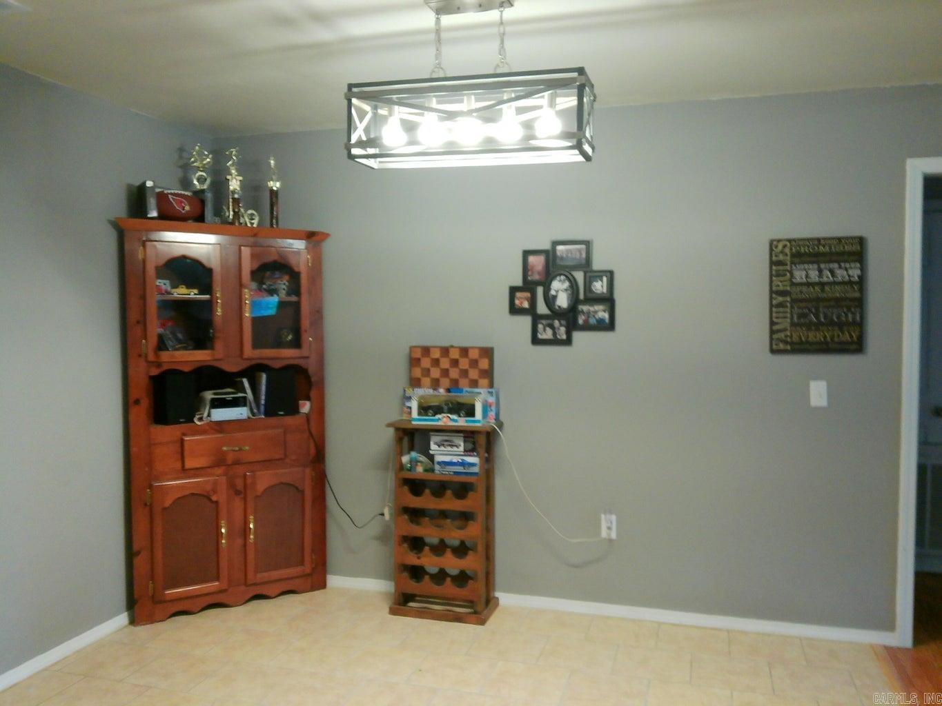 68  Kinder  Russellville, AR