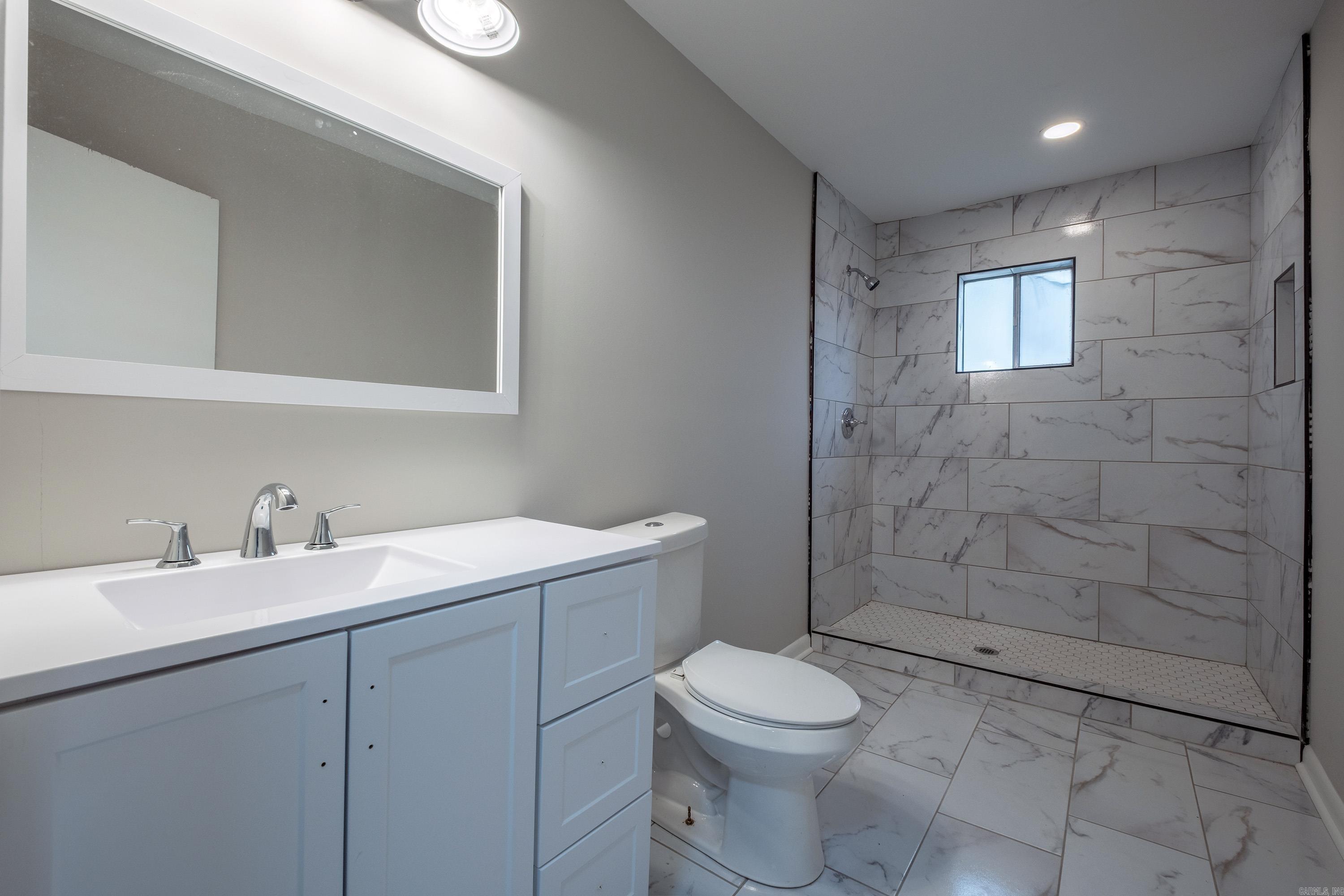9805  Brooks  Little Rock, AR